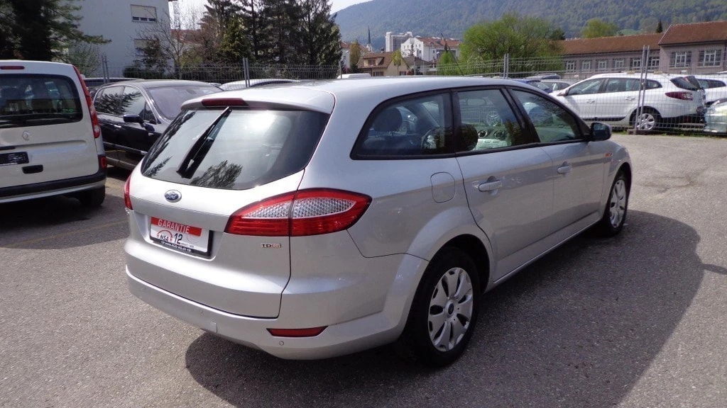 FORD Mondeo 2.0 TDCi 16V Carving * Klimaauto ** Tempomat ** Park Sensor v&h ** Frisch Ab MFK-image-4