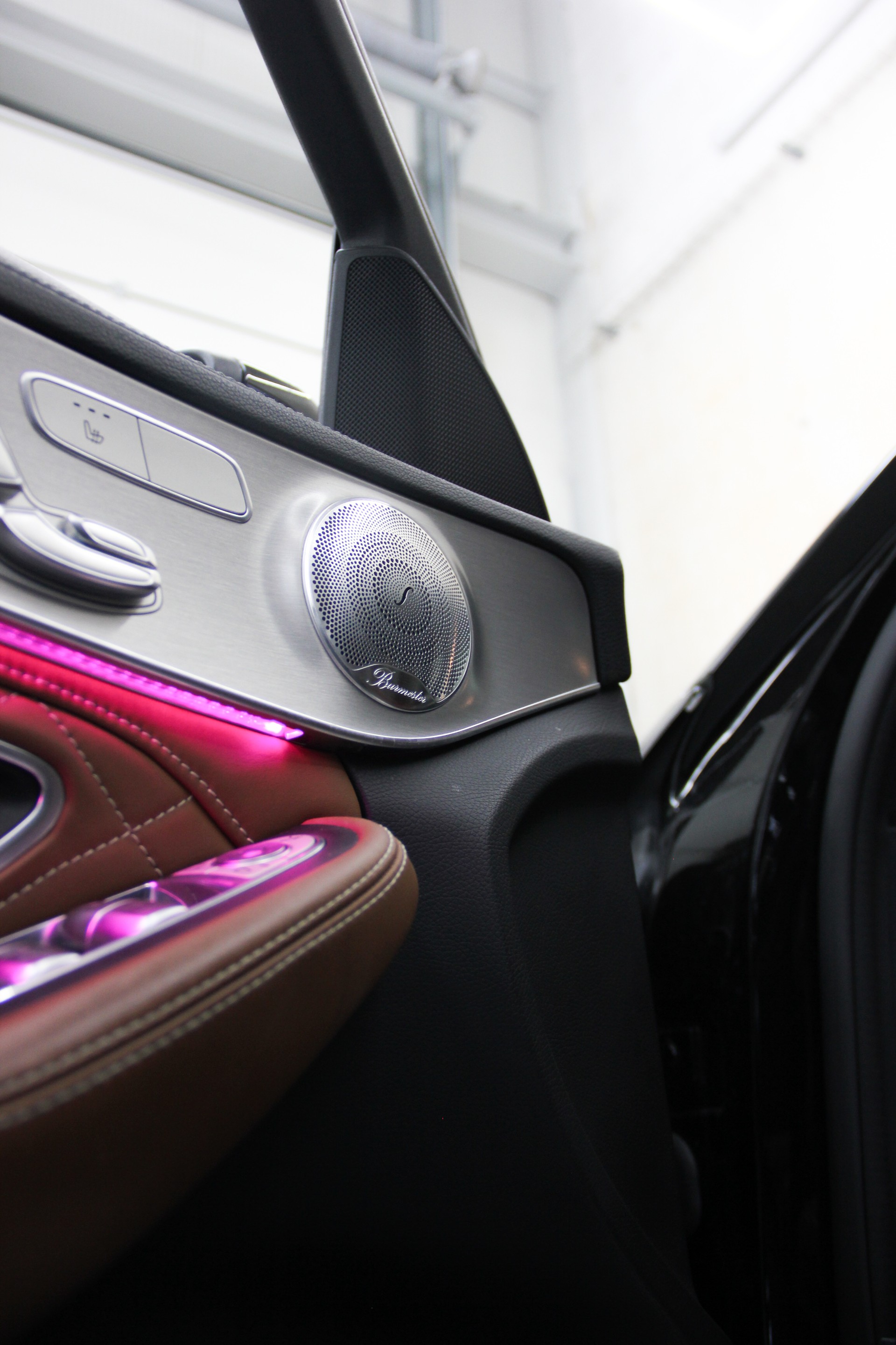 MERCEDES-BENZ C 63 AMG-image-6