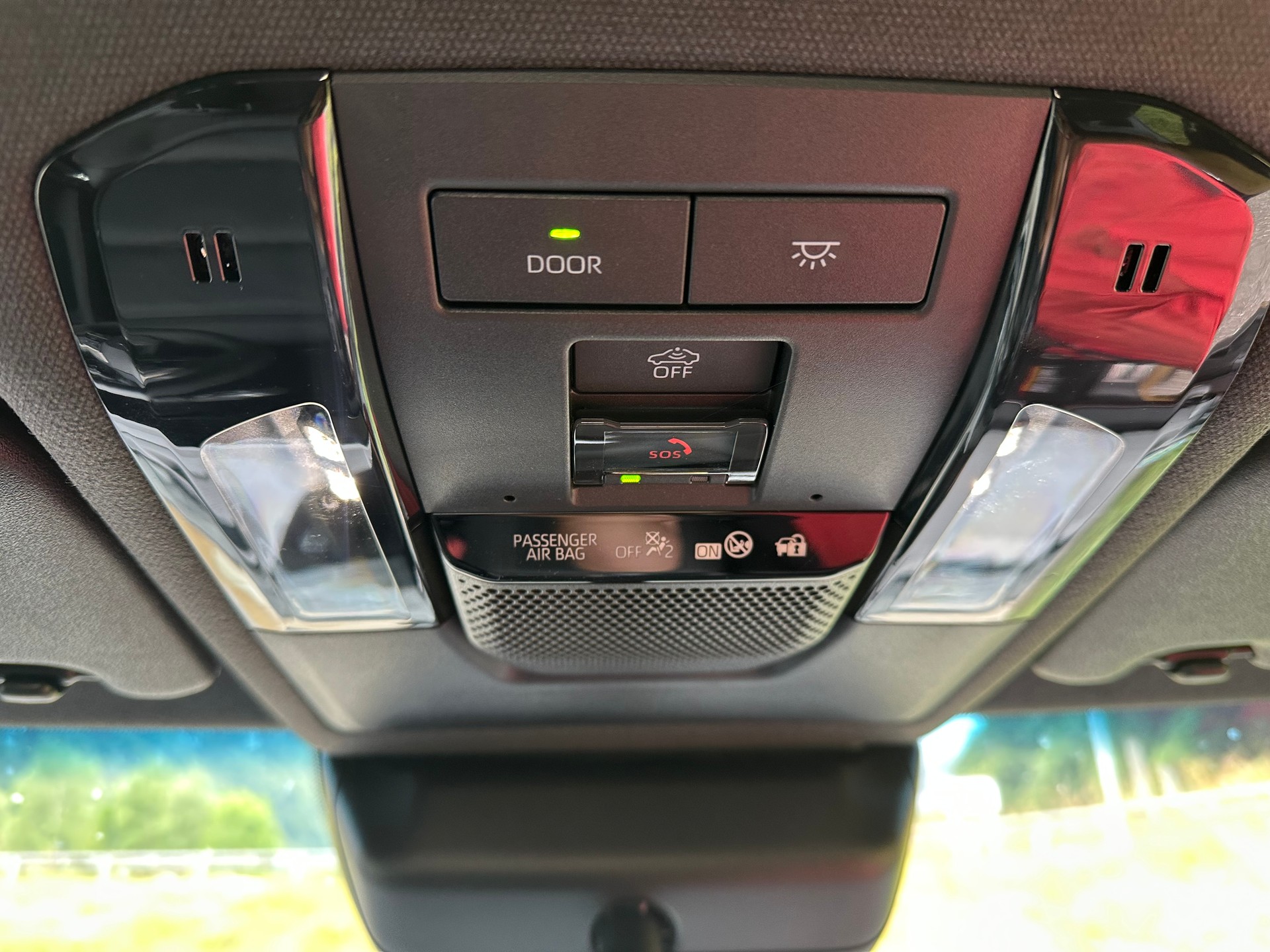 TOYOTA Land Cruiser 2.8TD First Edition-image-13