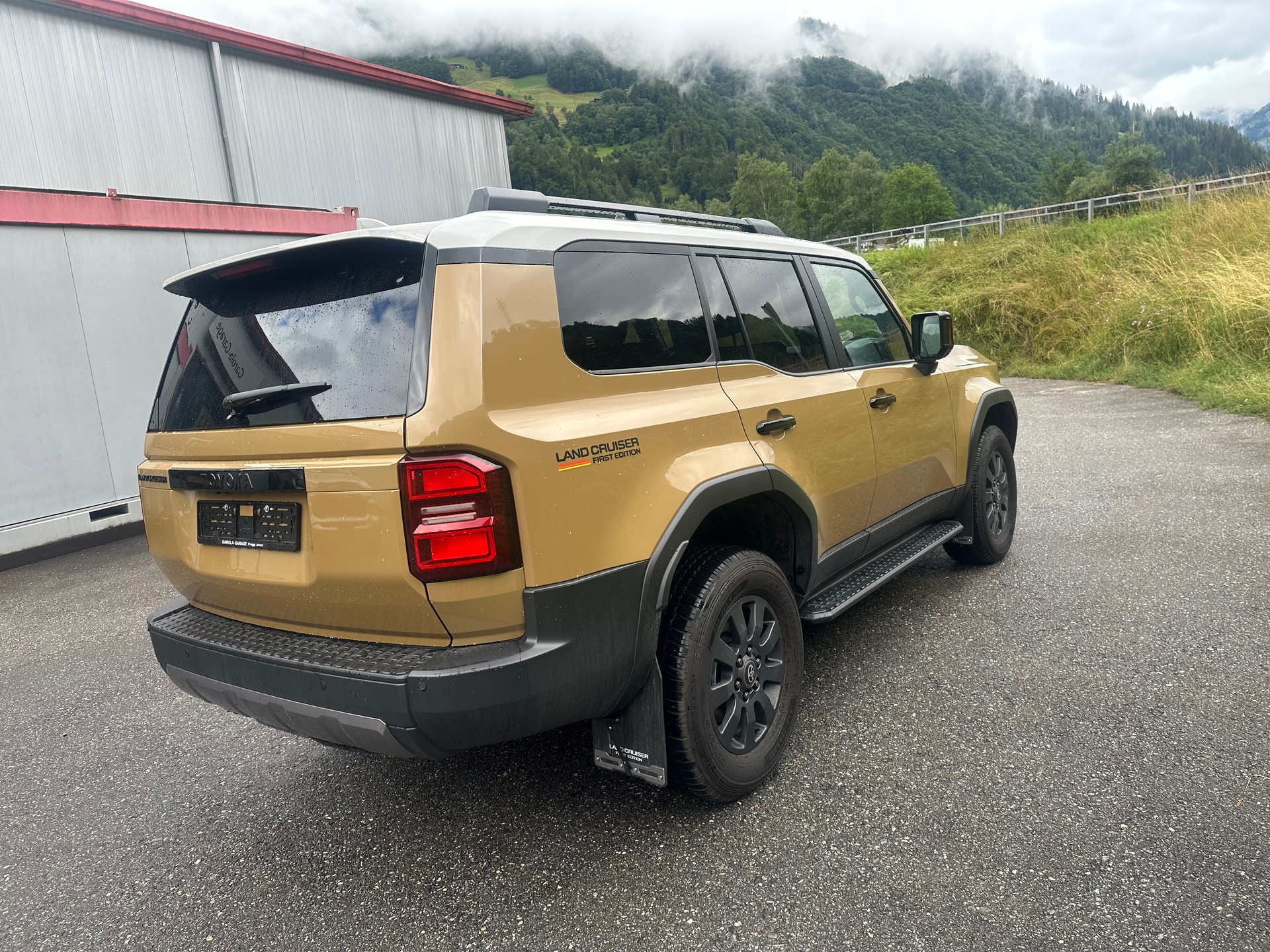 TOYOTA Land Cruiser 2.8TD First Edition-image-3