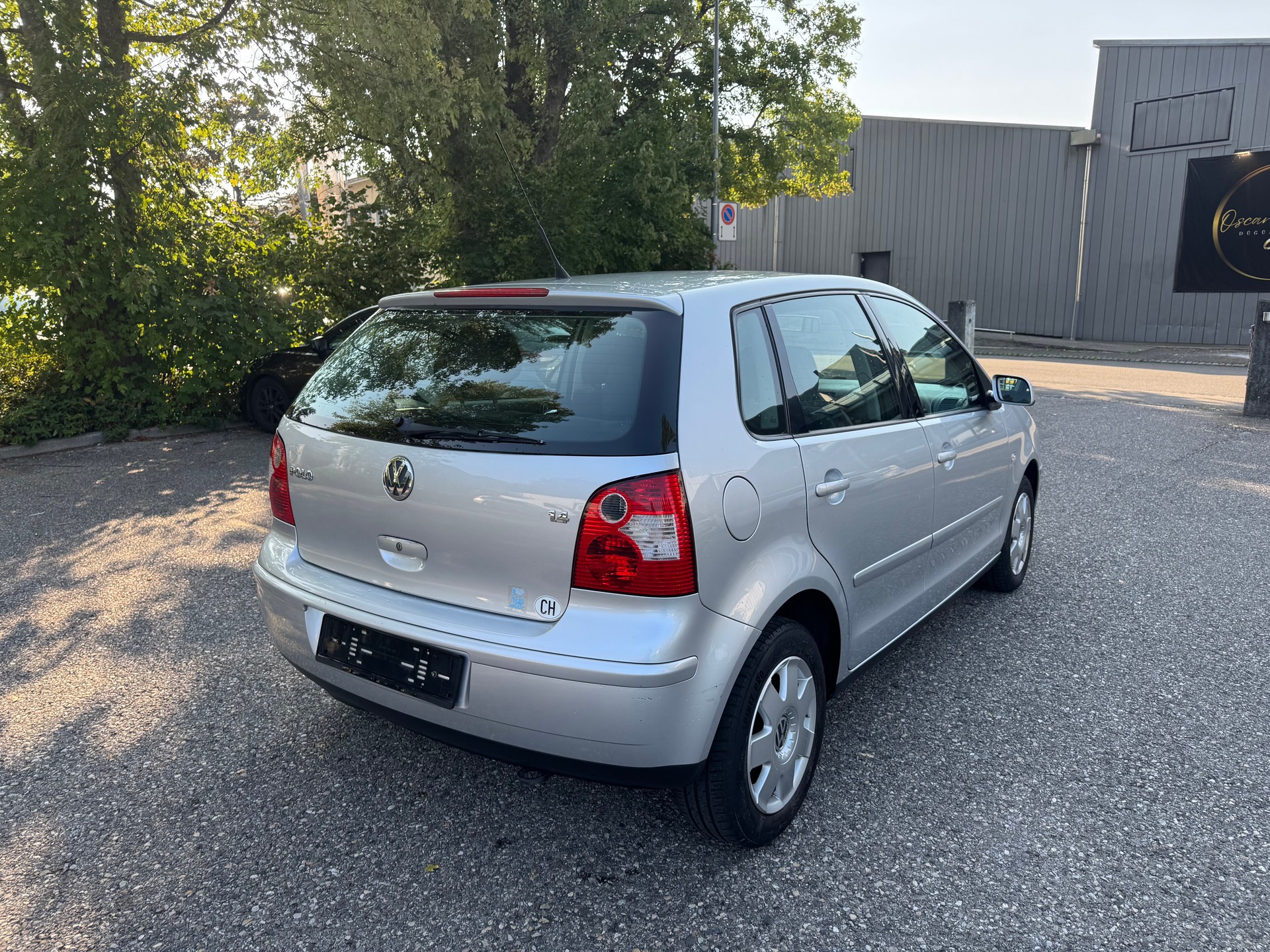 VW Polo 1.4 16V Comfortline ** Klima-auto ** 04x Airbag ** E.Fenster * Ab MFK 18.08.2023 * B04-image-4