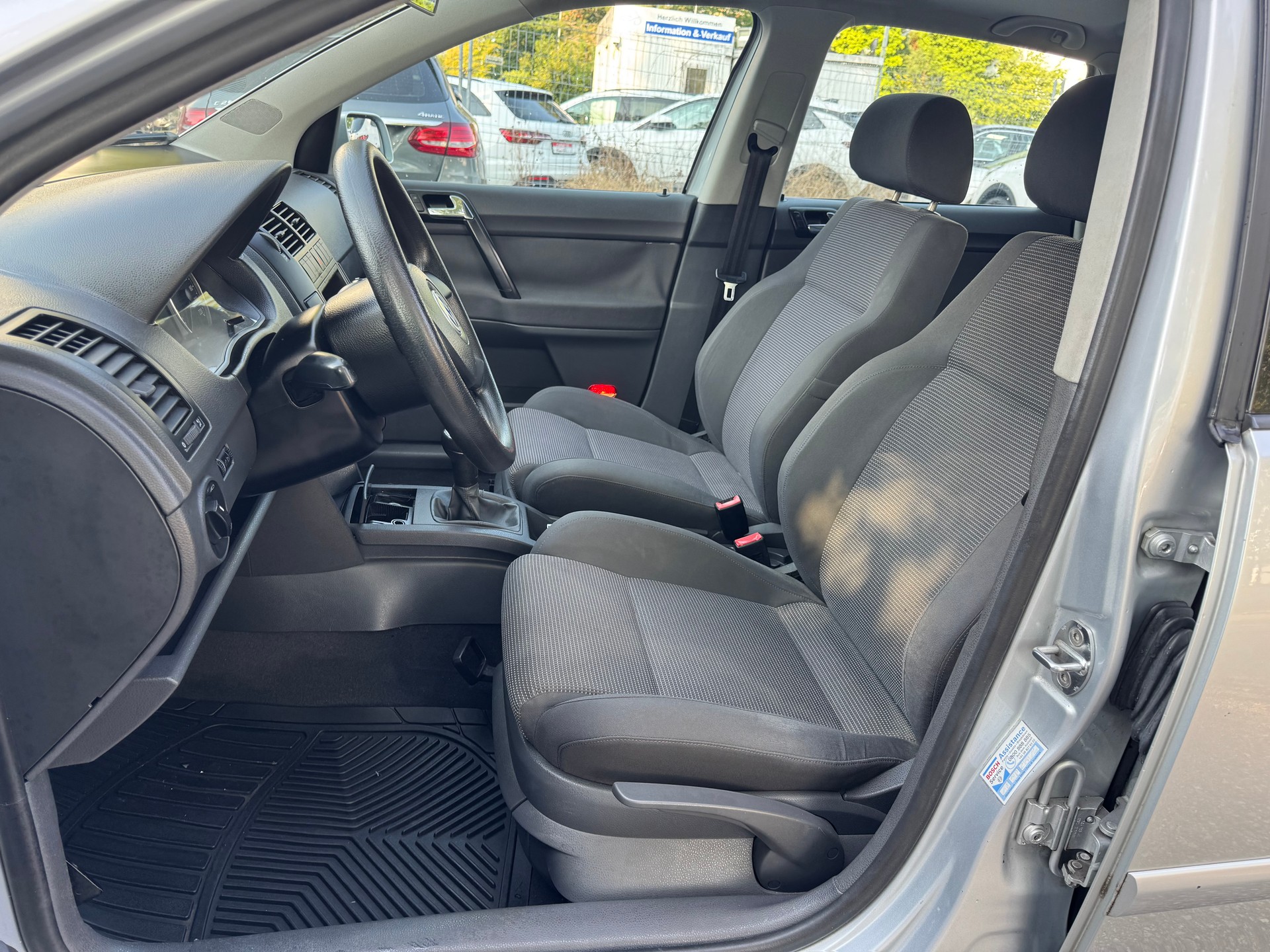 VW Polo 1.4 16V Comfortline ** Klima-auto ** 04x Airbag ** E.Fenster * Ab MFK 18.08.2023 * B04-image-6