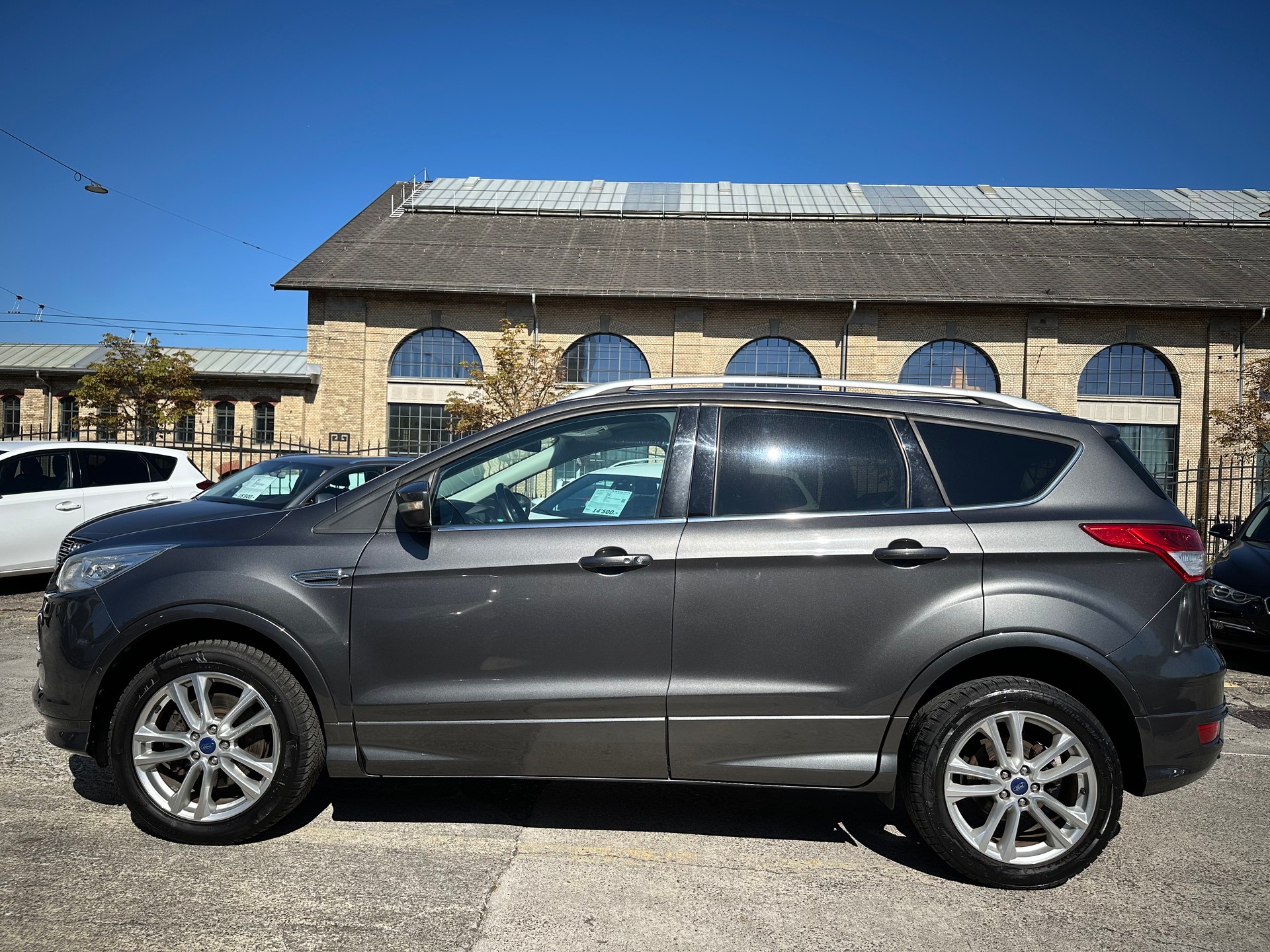 FORD Kuga 2.0 TDCi Titanium S 4WD PowerShift-image-3