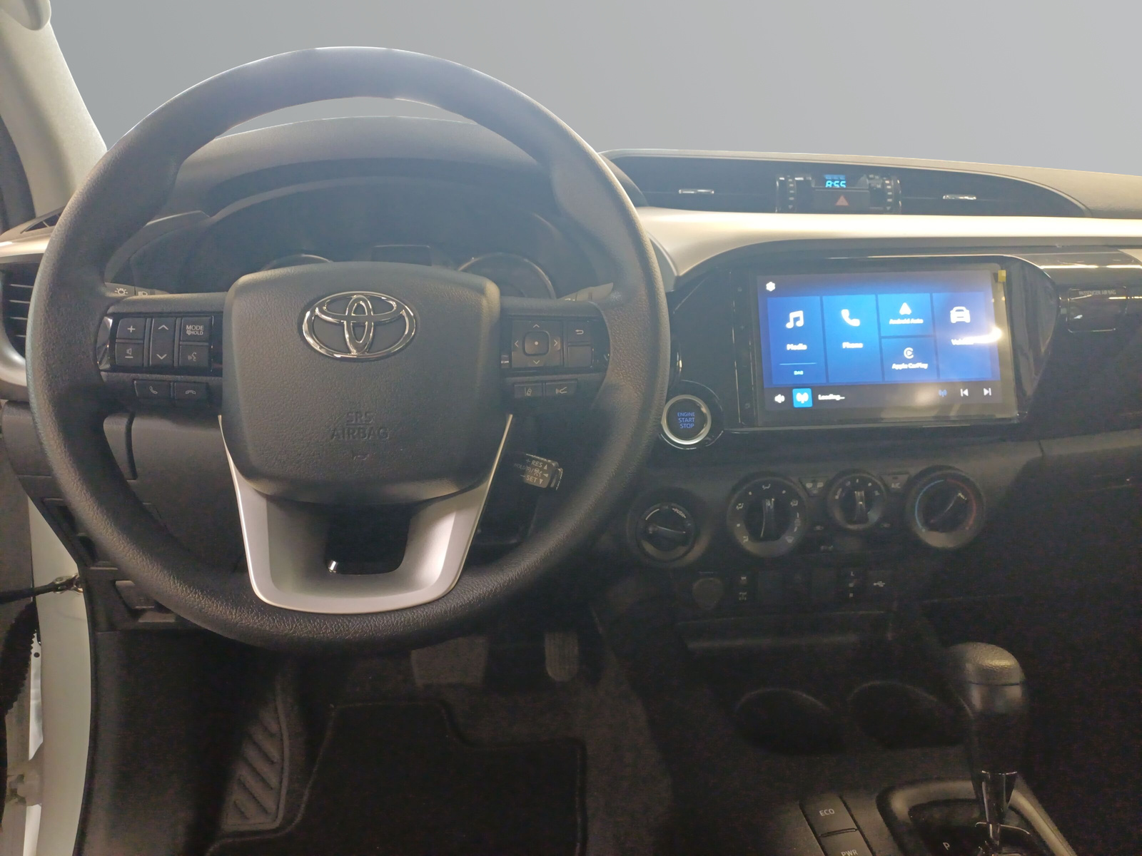 TOYOTA Hilux Double Cab.-Pick-up 2.4 D-4D 150 Comfort-image-7
