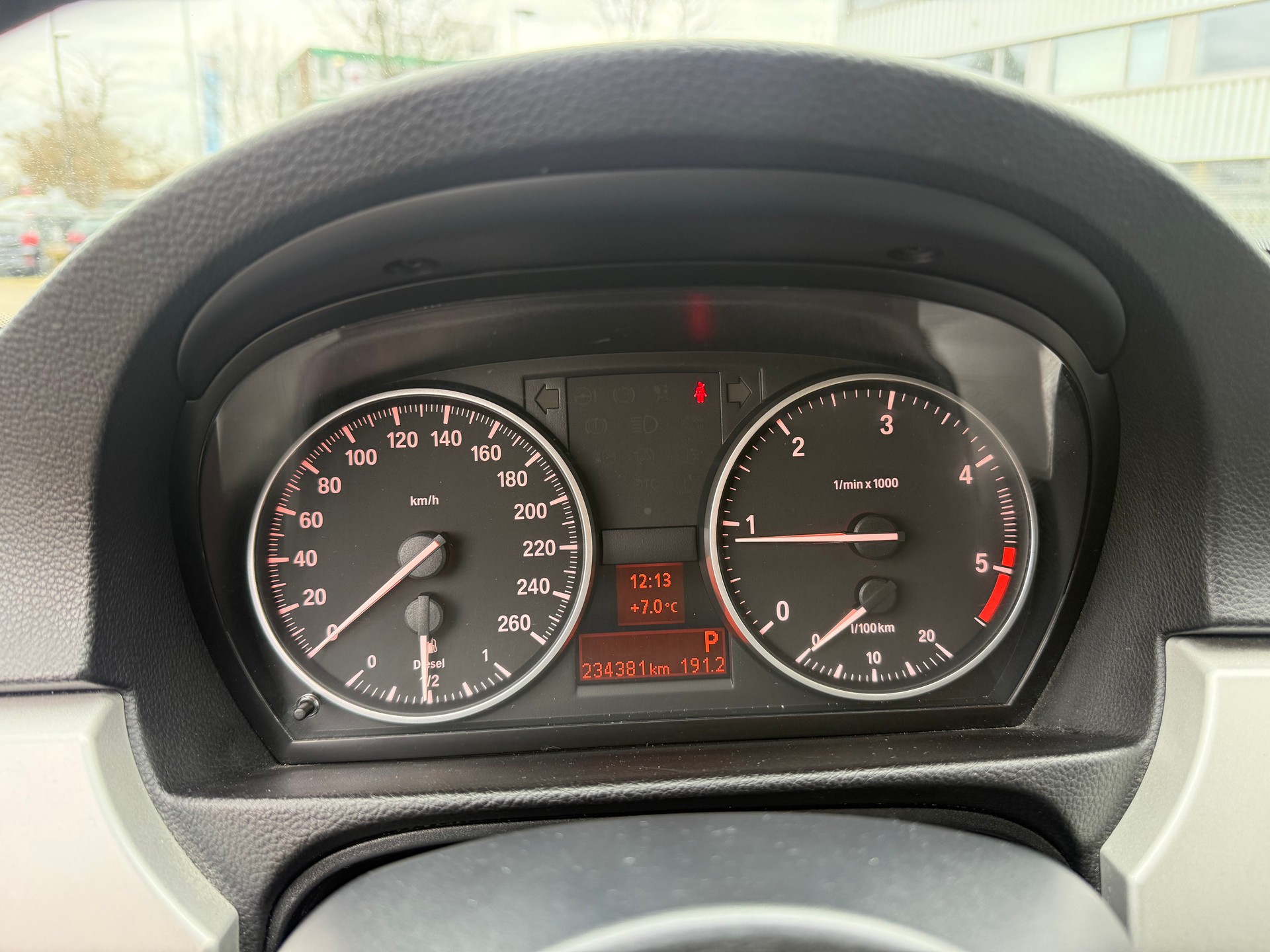 BMW 320d xDrive Touring Steptronic-image-8