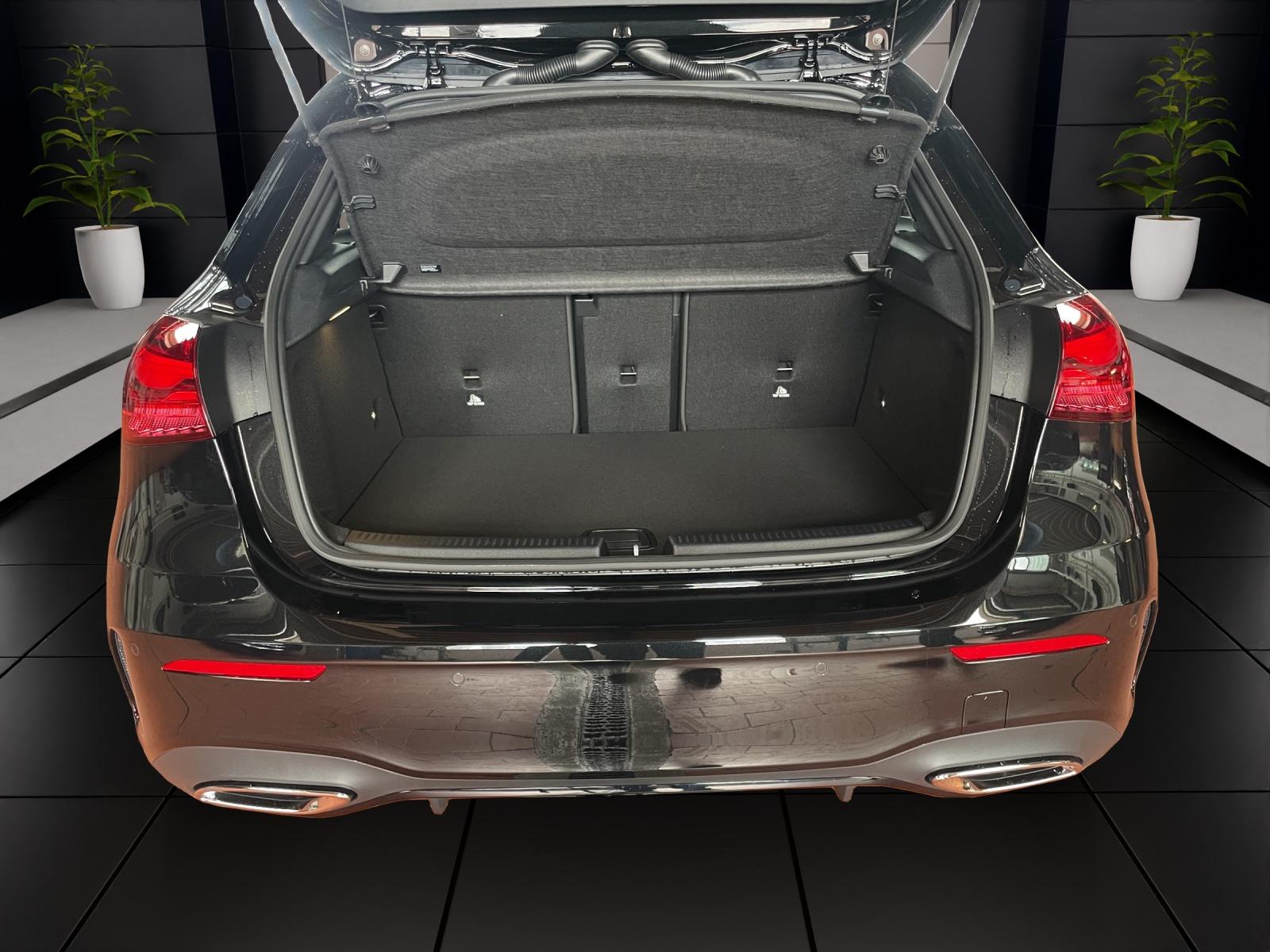 MERCEDES-BENZ A 250 e EQ Star AMG Line-image-8