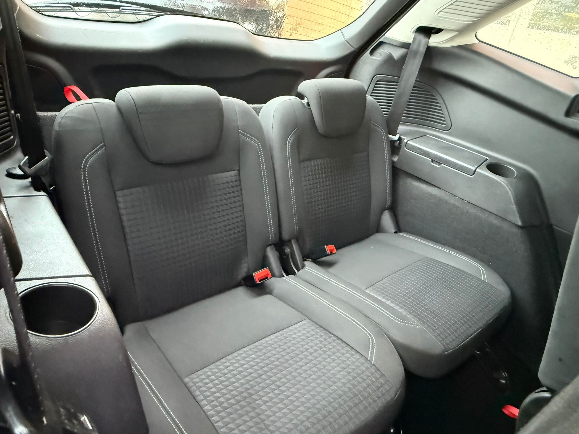 FORD GrC-Max 1.0 SCTi Trend-image-11