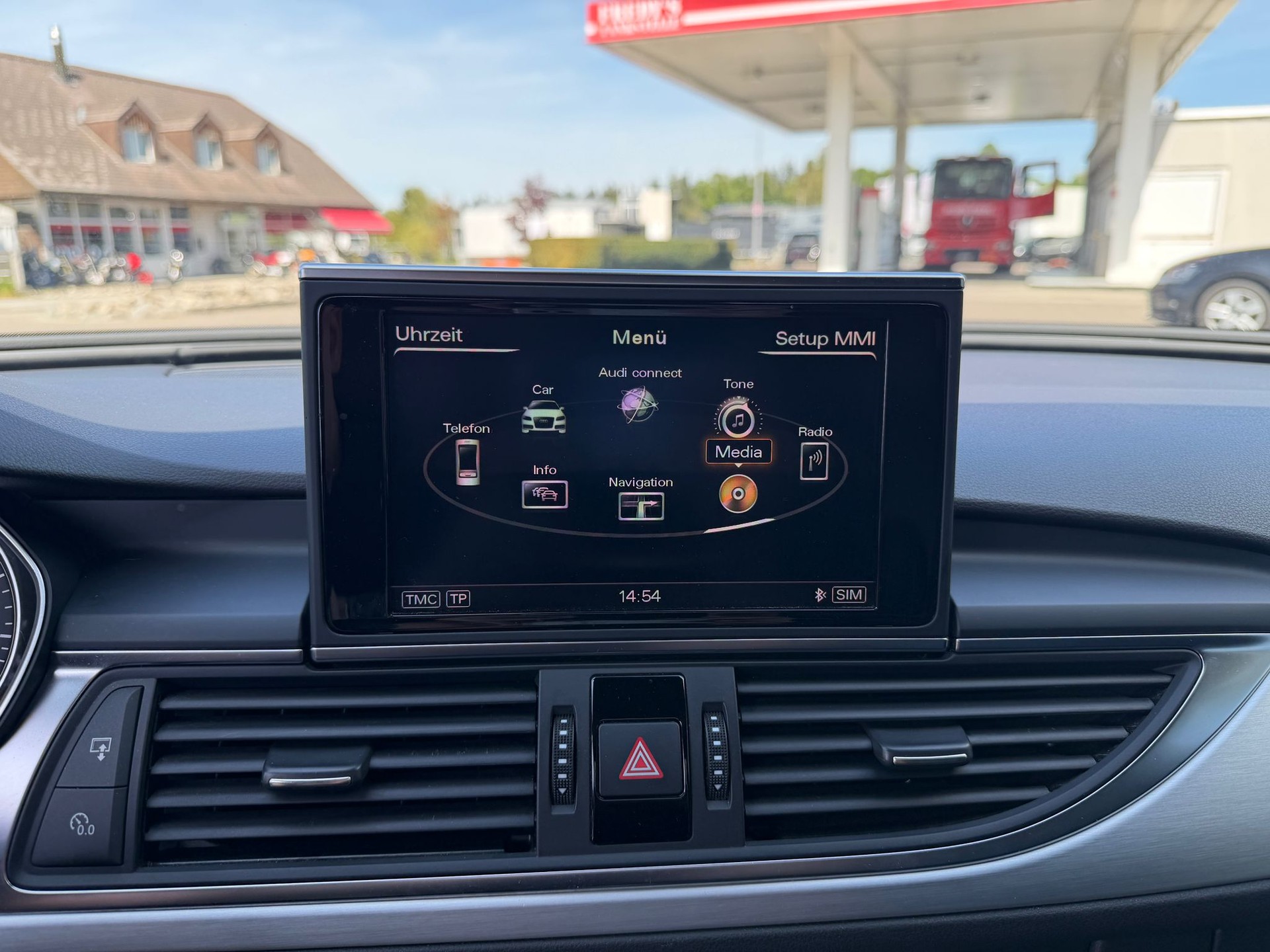 AUDI A6 Limousine 3.0 TDI V6 quattro S-tronic-image-16