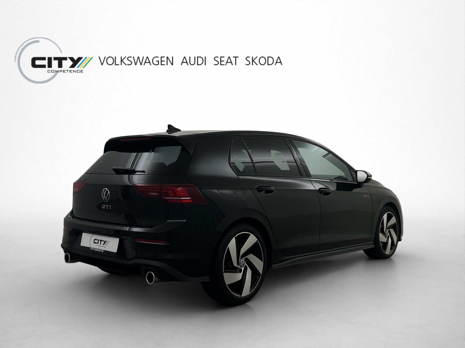 VW Golf 8 2.0 TSI GTI DSG-image-2