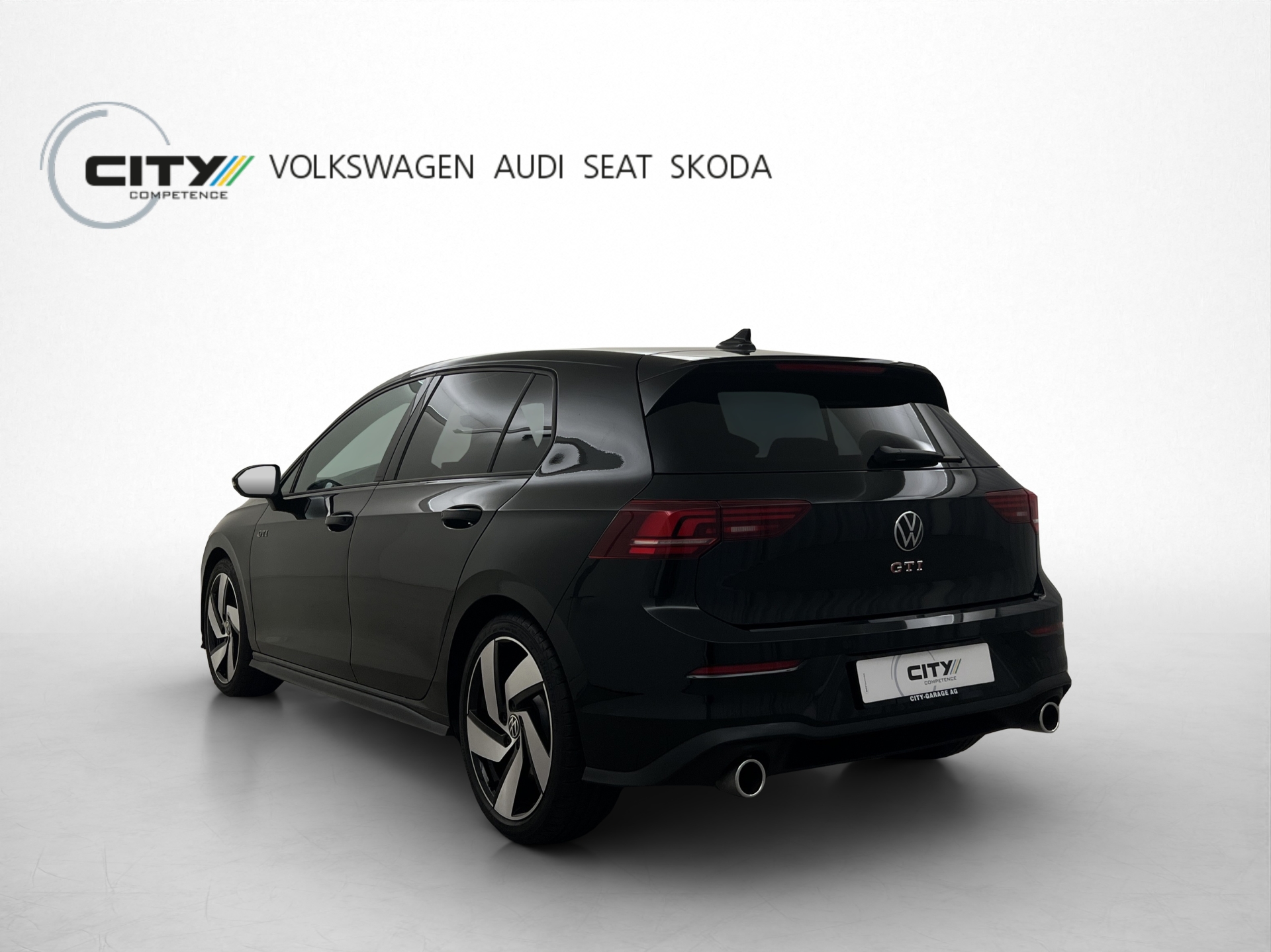 VW Golf 8 2.0 TSI GTI DSG-image-1