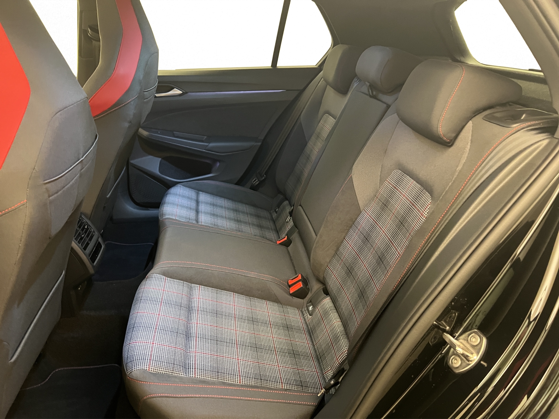 VW Golf 8 2.0 TSI GTI DSG-image-7