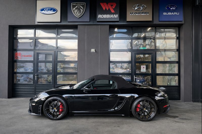 PORSCHE 718 Spyder PDK-image-1