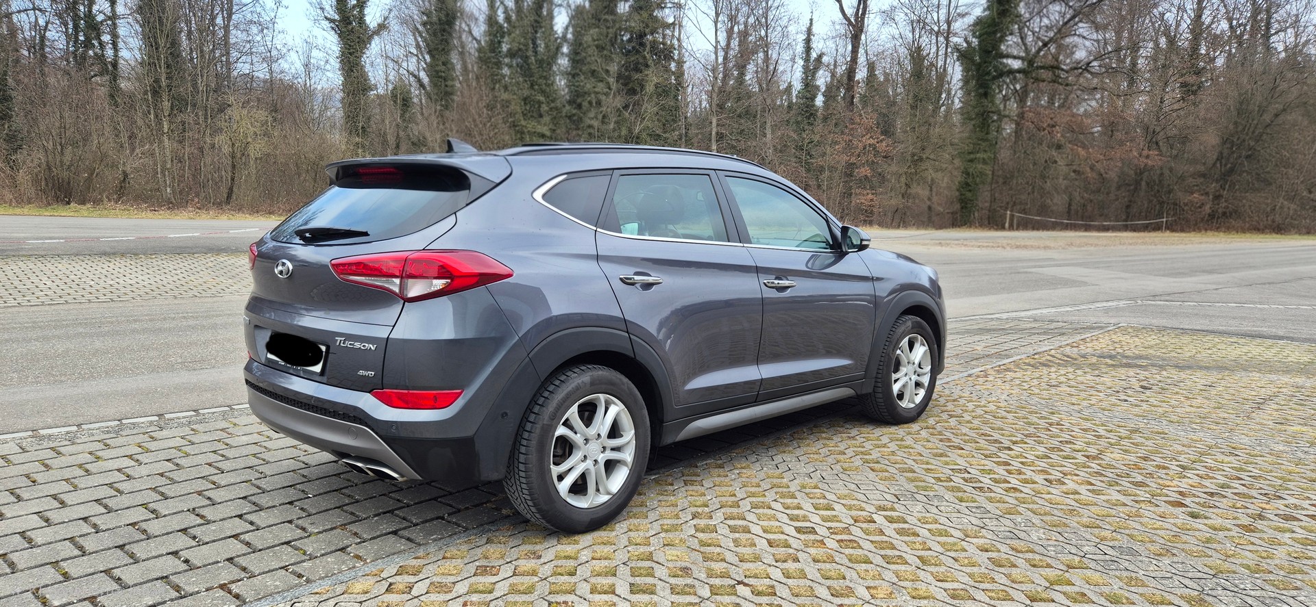 HYUNDAI Tucson 2.0 CRDI Vertex 4WD Automatic-image-1