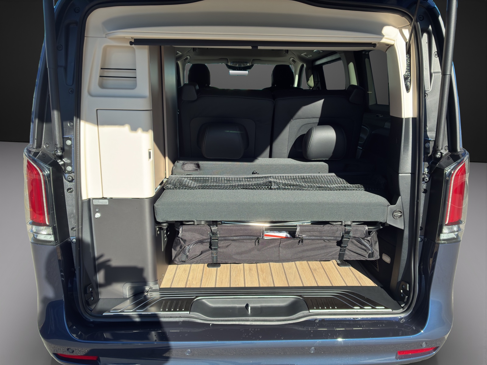 MERCEDES-BENZ Marco Polo 300 d 4M Automat-image-5