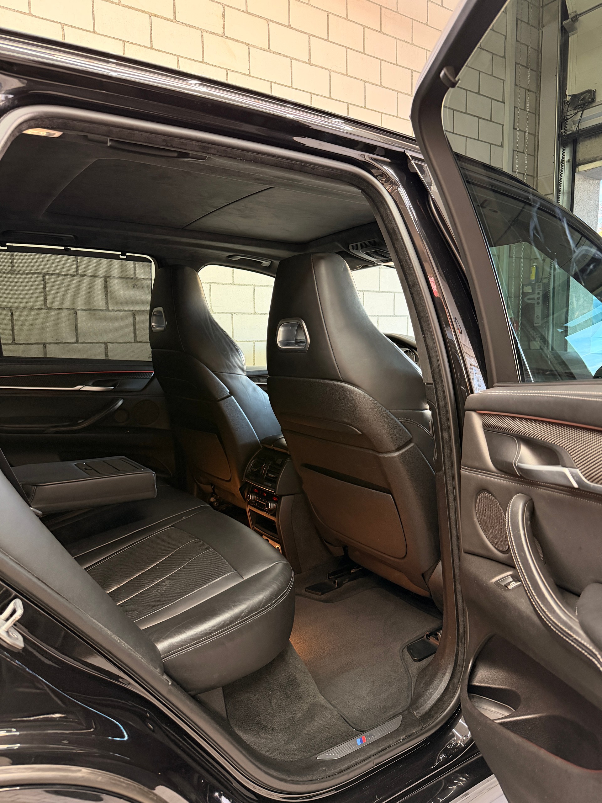 BMW X5M Steptronic-image-10