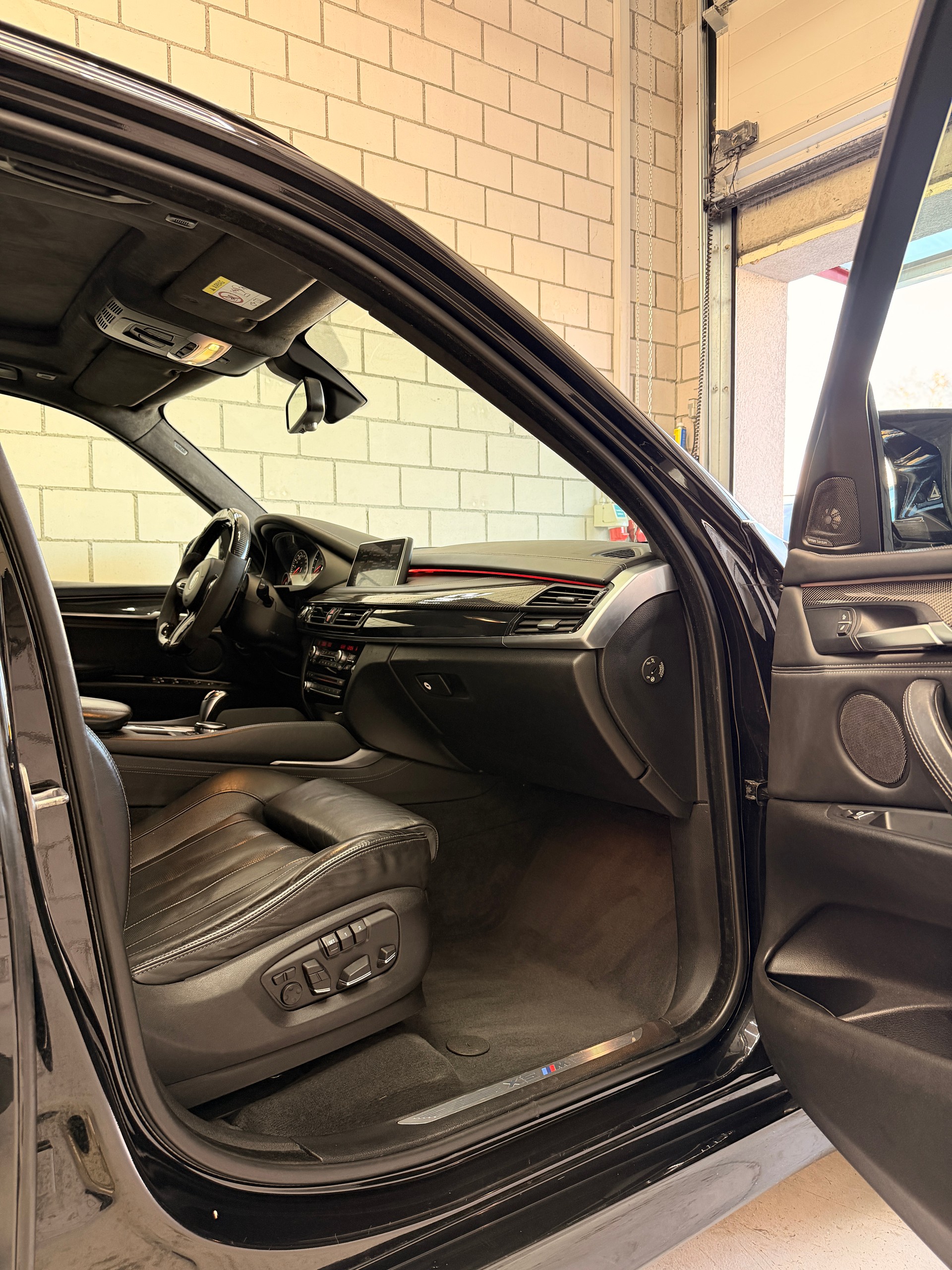 BMW X5M Steptronic-image-9
