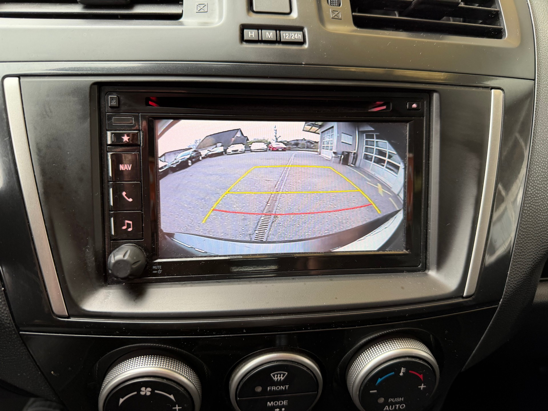 MAZDA 5 2.0 16V Voila ma Suisse Edition+ Activematic-image-10
