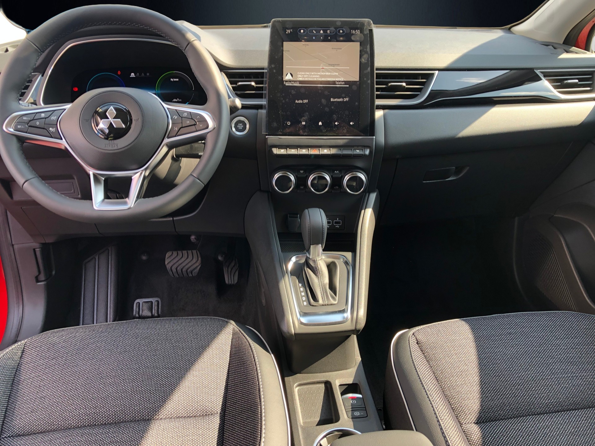 MITSUBISHI ASX 1.6 HEV Intense-image-6