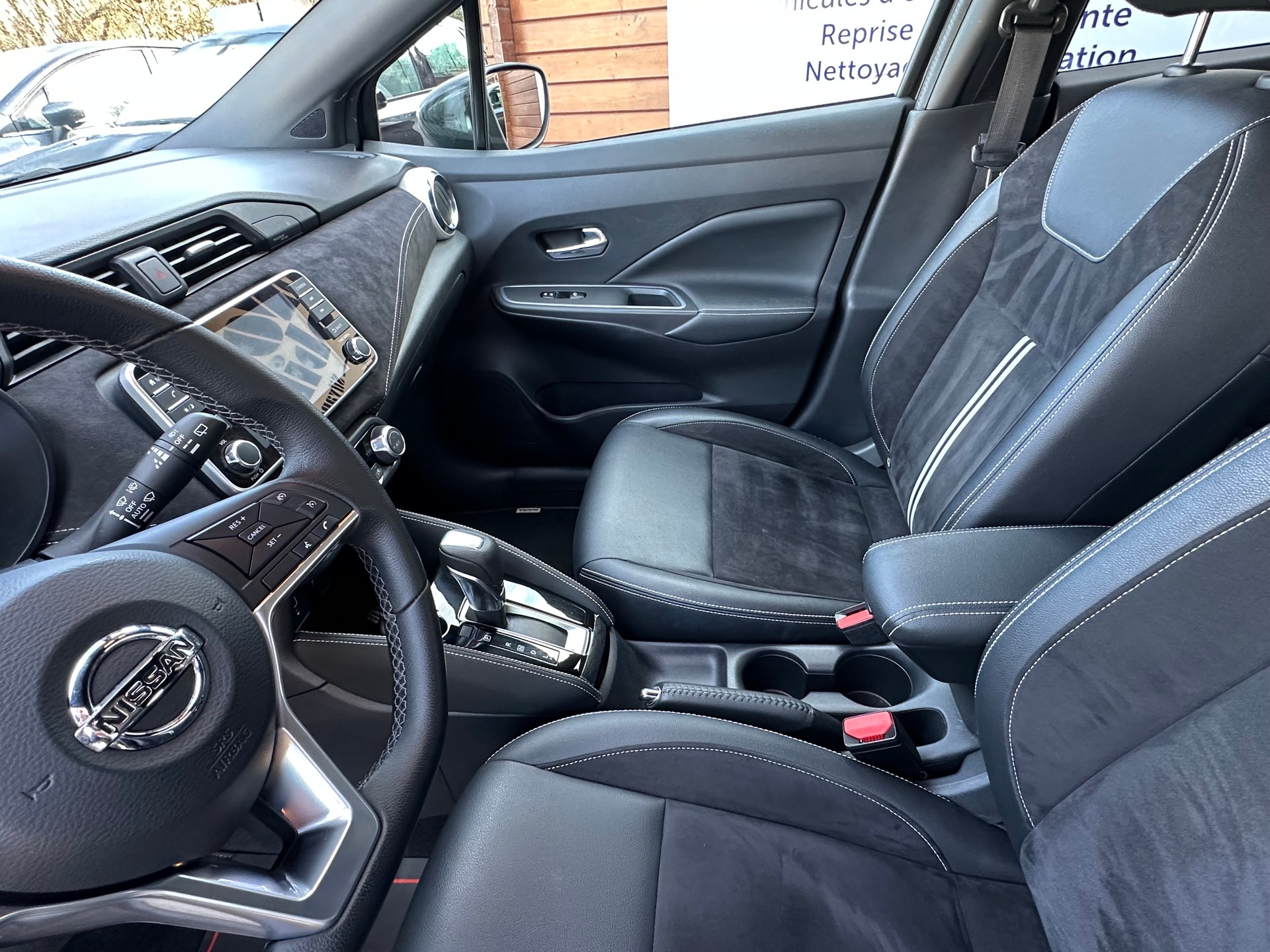 NISSAN Micra IG-T 100 n-sport Xtronic-image-14