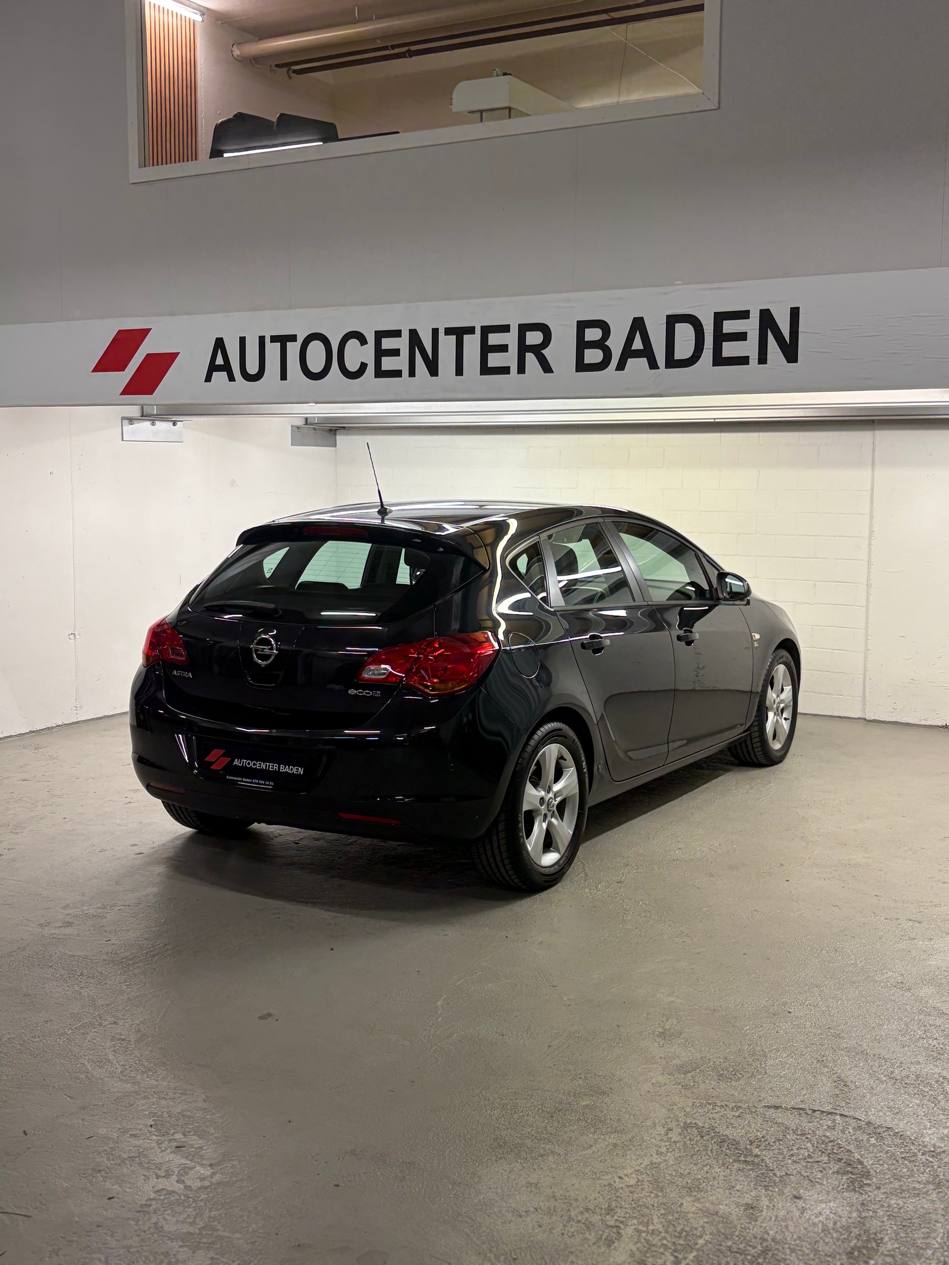 OPEL Astra 1.7 CDTi ecoFLEX Anniversary Edition-image-3