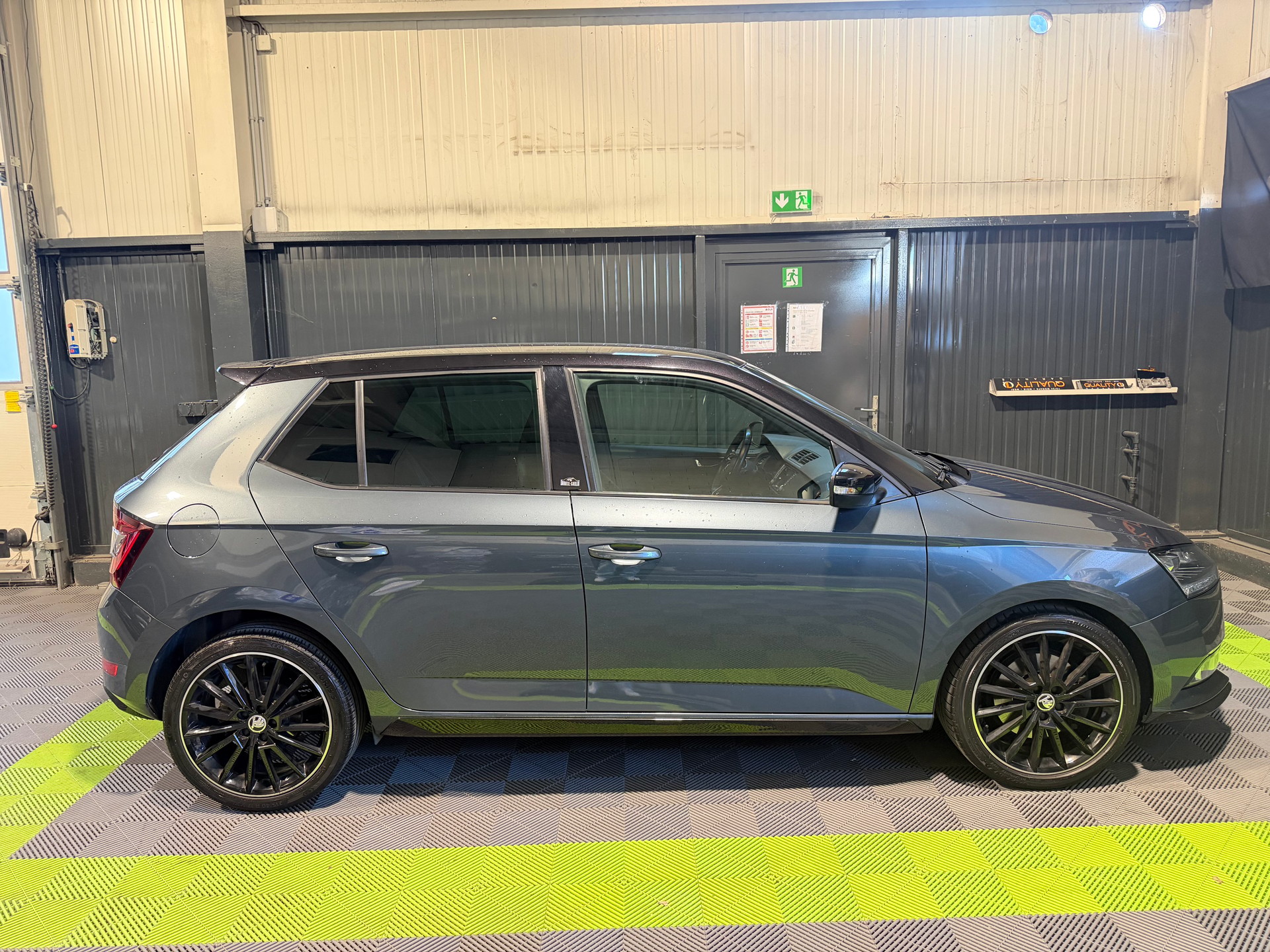 SKODA Fabia 1.0 TSI Monte Carlo DSG-image-3