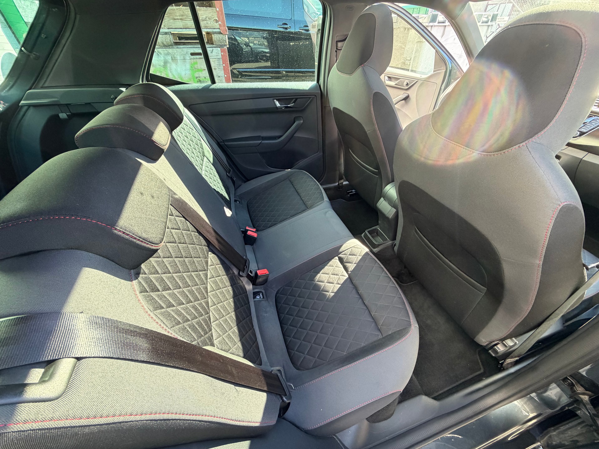 SKODA Fabia 1.0 TSI Monte Carlo DSG-image-9