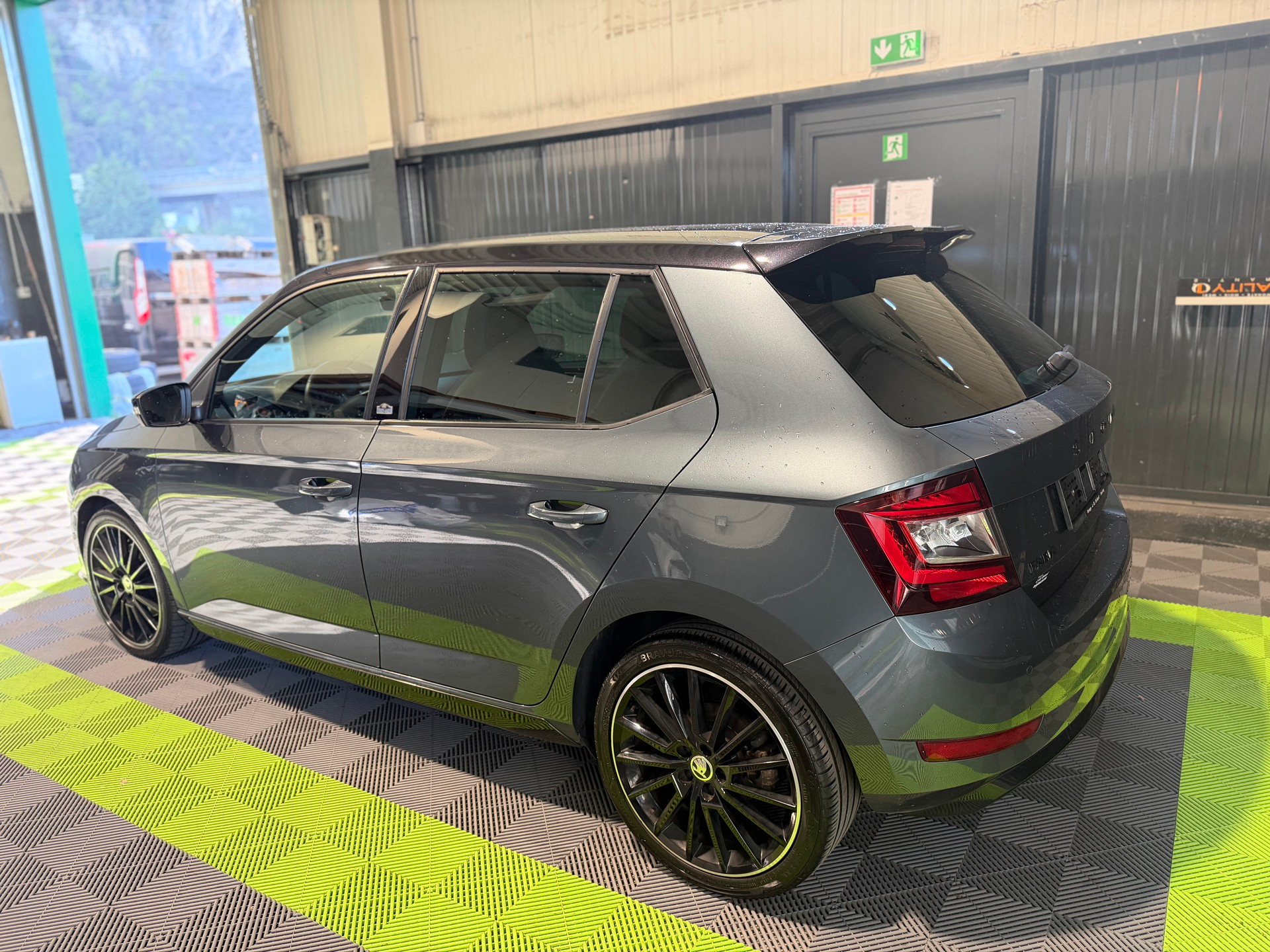 SKODA Fabia 1.0 TSI Monte Carlo DSG-image-7