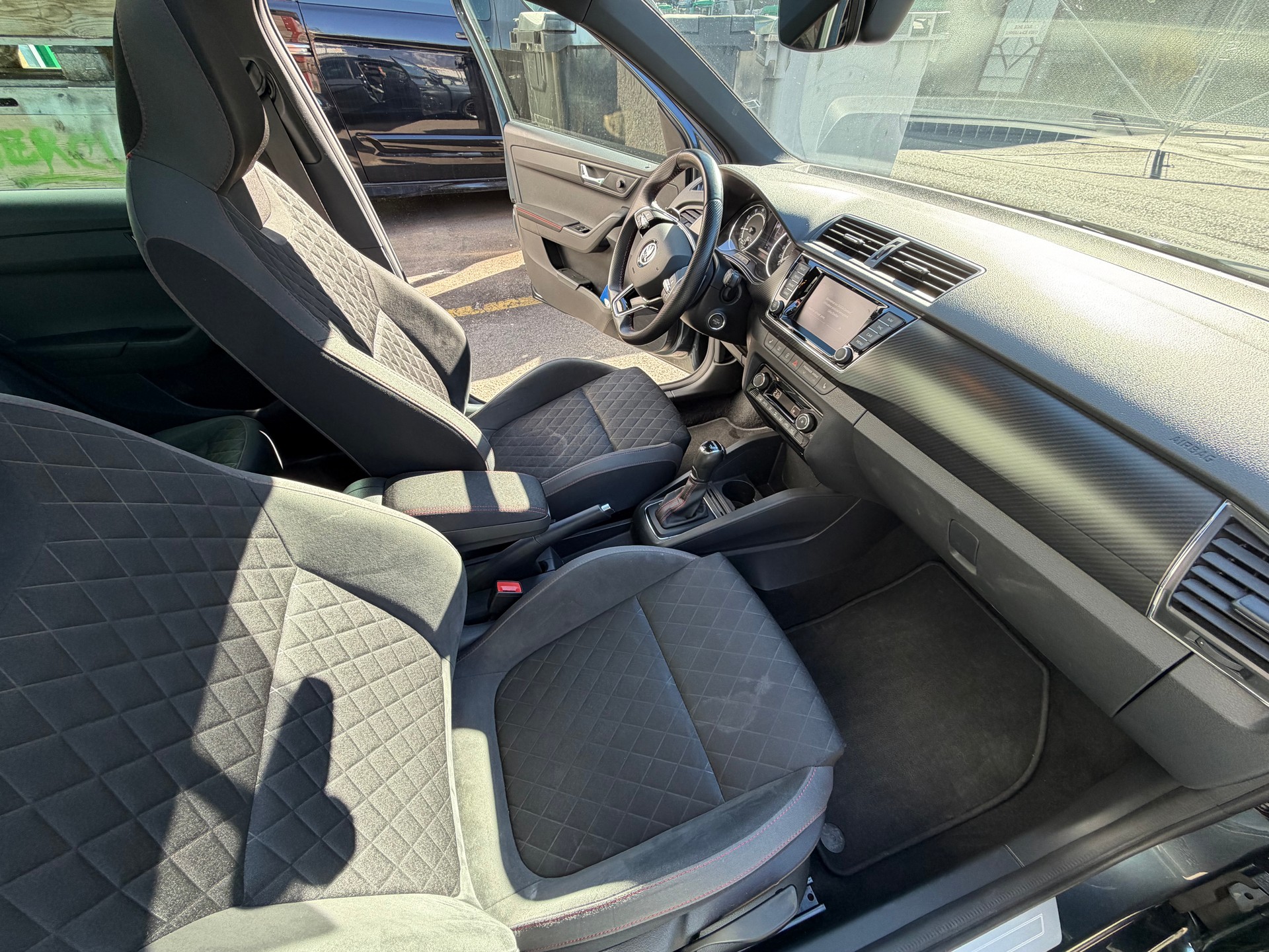 SKODA Fabia 1.0 TSI Monte Carlo DSG-image-10