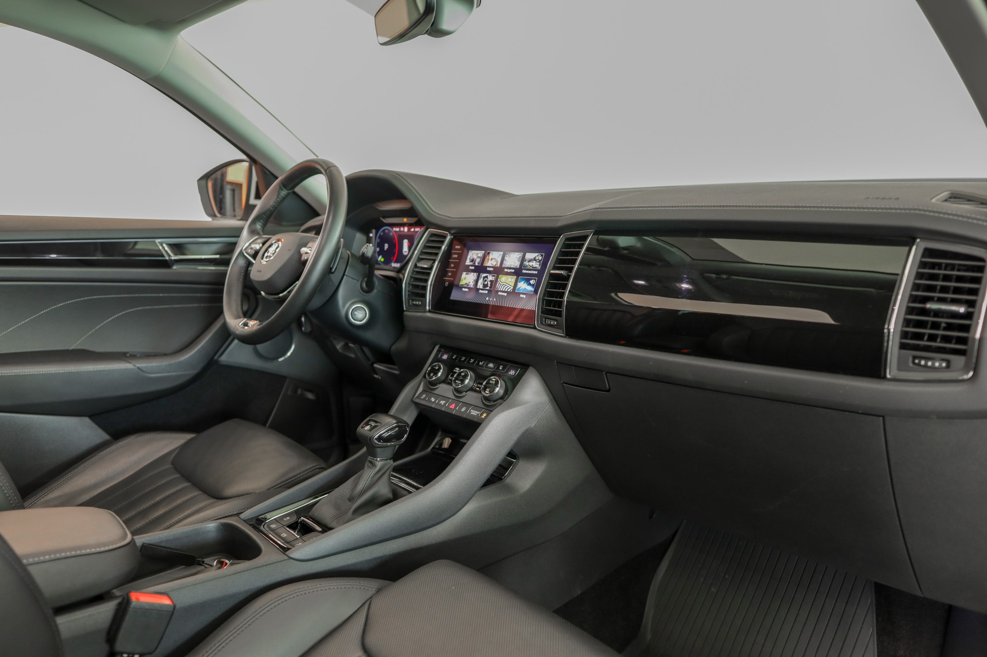 SKODA Kodiaq 2.0 TDI CR L&K 4x4 DSG-image-2