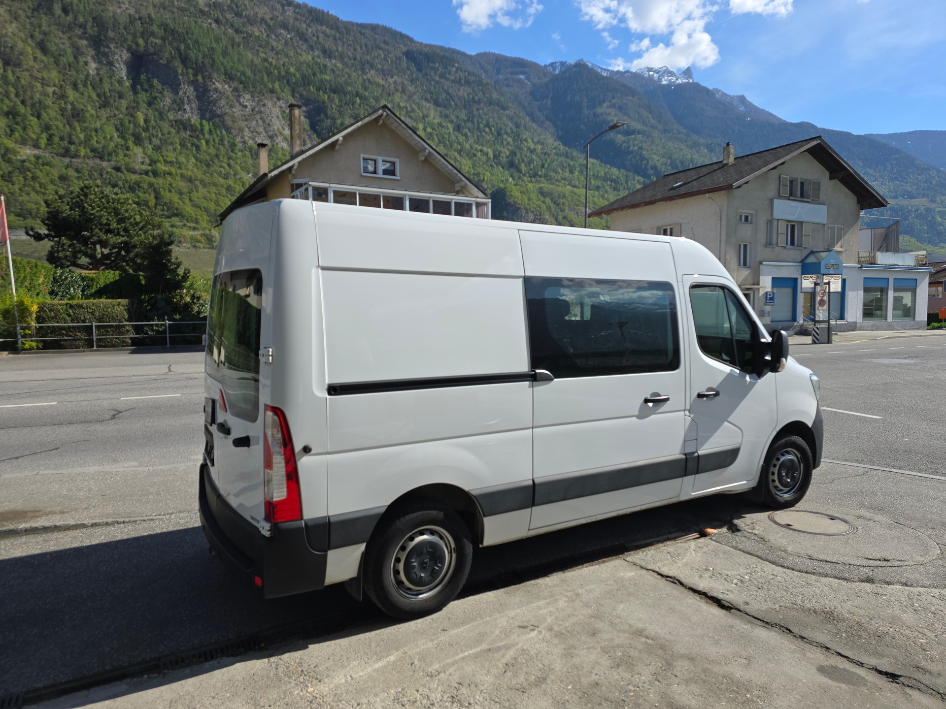 RENAULT Master T35 ENERGY 2.3dCi 150 L1H1-image-3