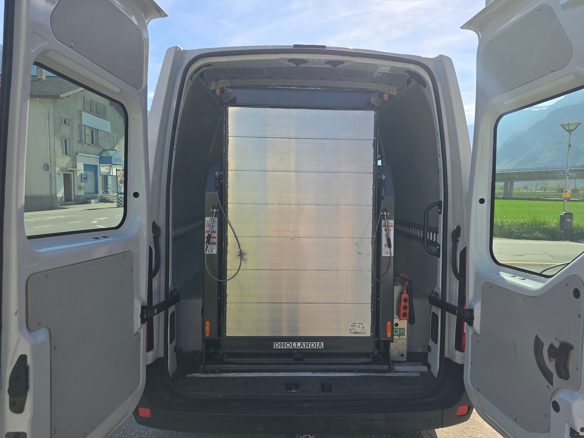 RENAULT Master T35 ENERGY 2.3dCi 150 L1H1-image-10