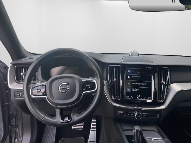 VOLVO XC60 2.0 T8 TE R-Design eAWD-image-11