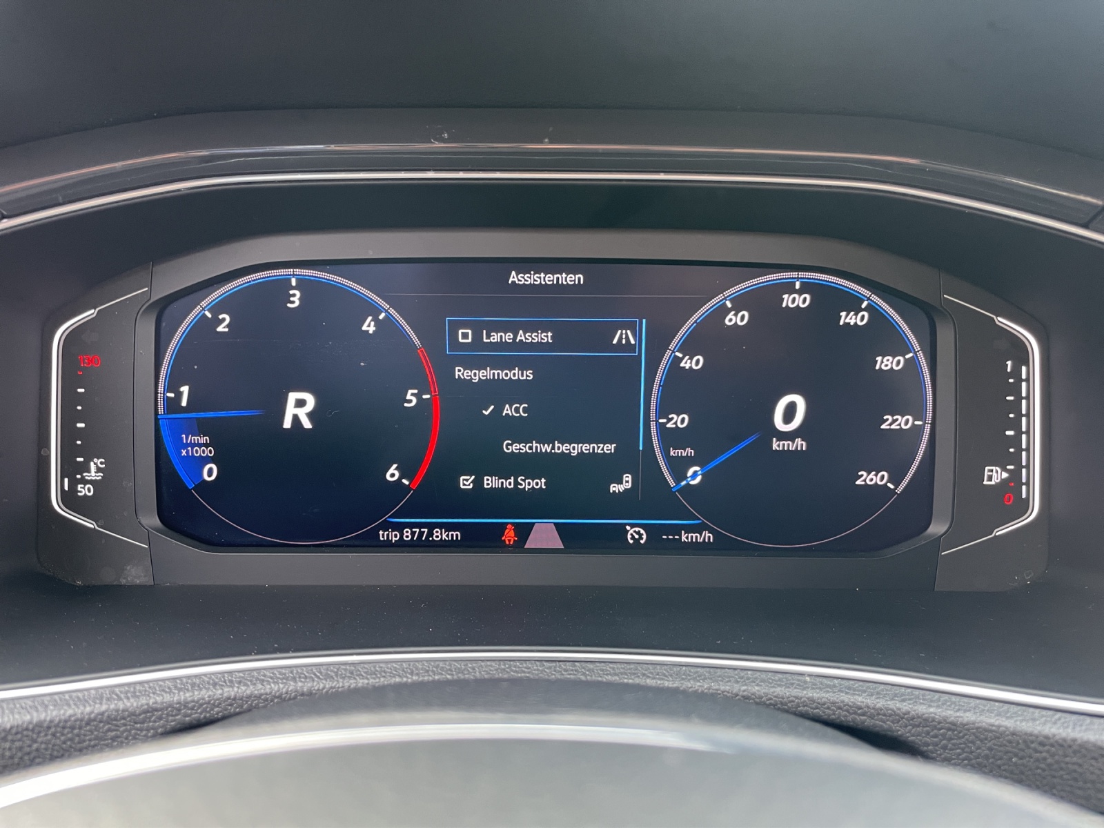 VW T-Roc 2.0 TDI SCR Sport DSG 4Motion-image-14