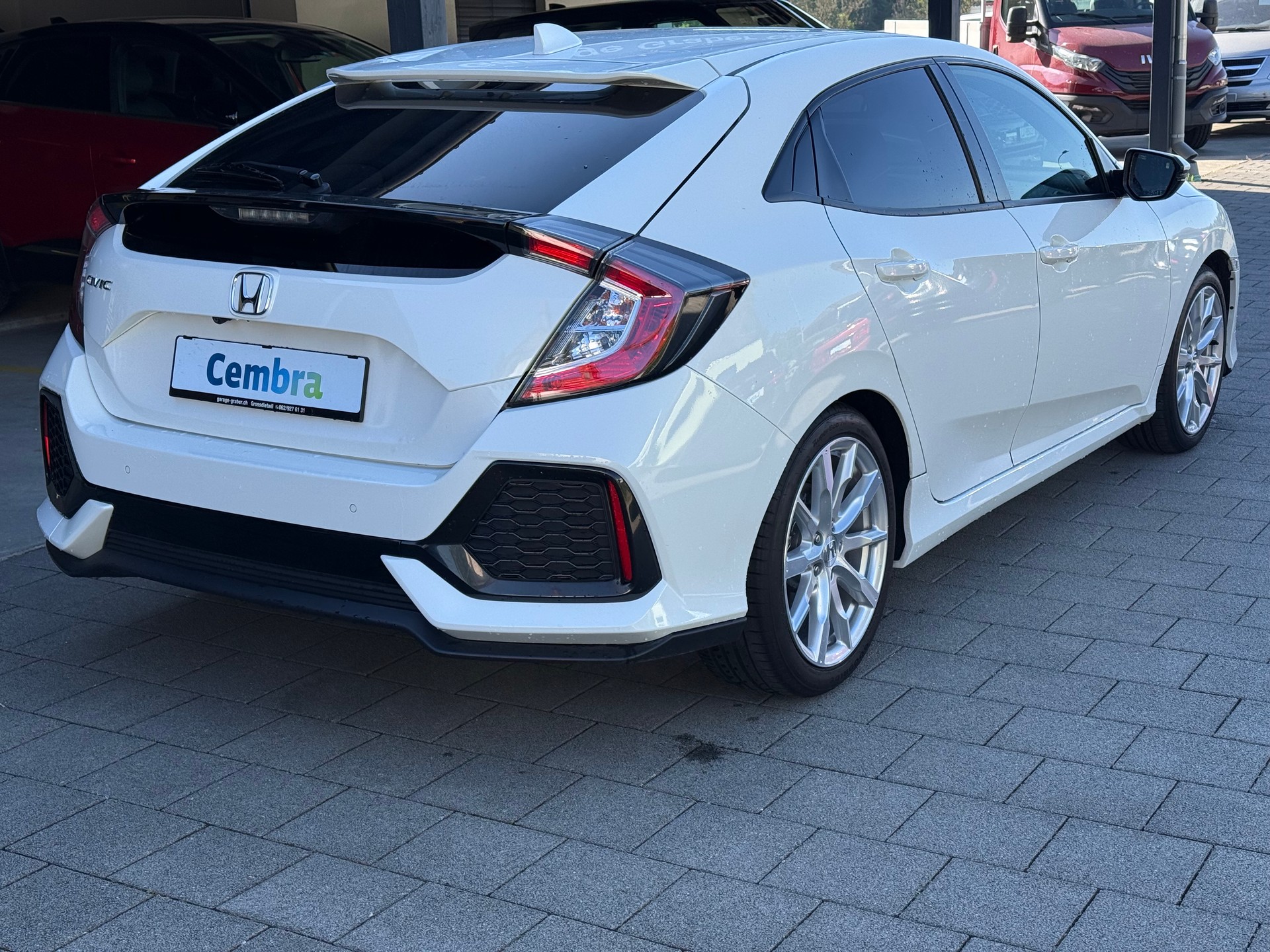 HONDA Civic 1.0 VTEC Elegance-image-3