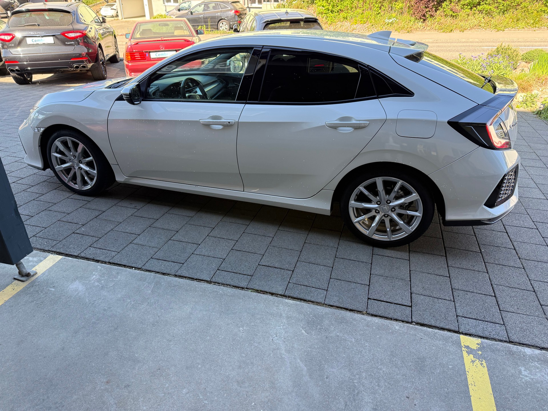 HONDA Civic 1.0 VTEC Elegance-image-4