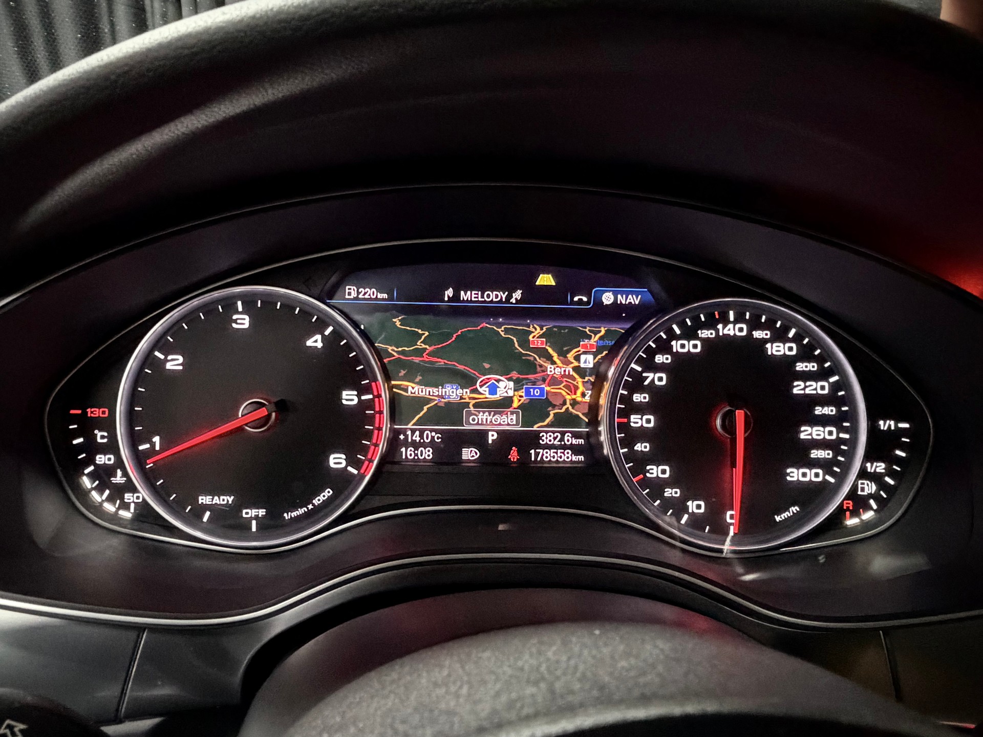AUDI A6 Avant 3.0 TDI V6 quattro S-tronic-image-17