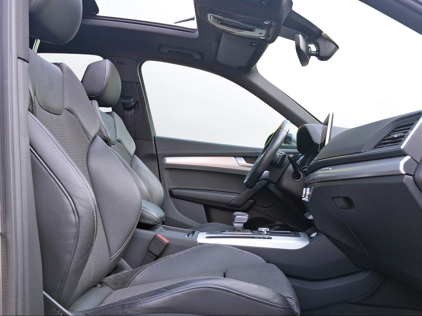 AUDI Q5 45 TFSI sport quattro S-tronic-image-10