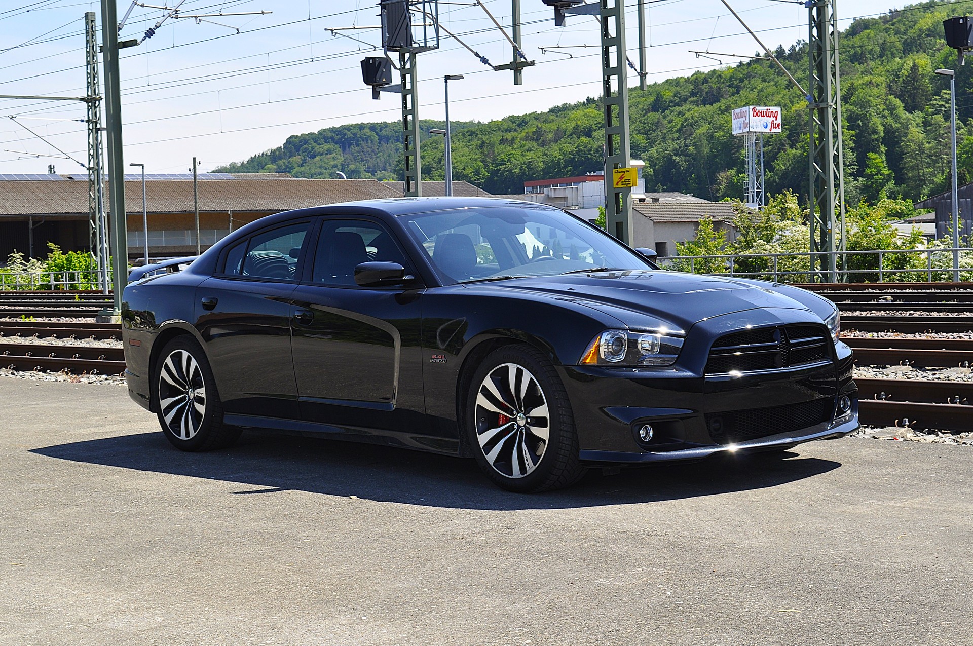 DODGE SRT8 477PS