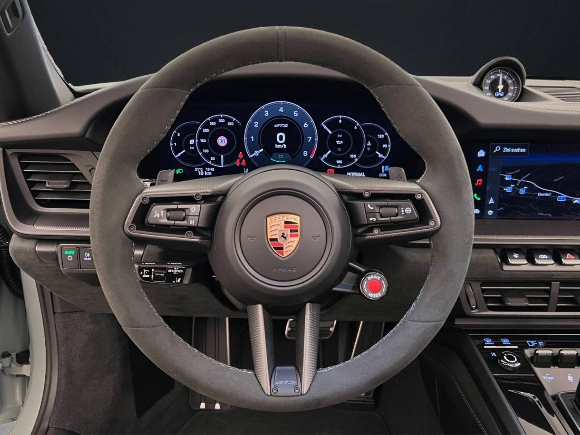 PORSCHE 911 Carrera GTS Cabriolet-image-3