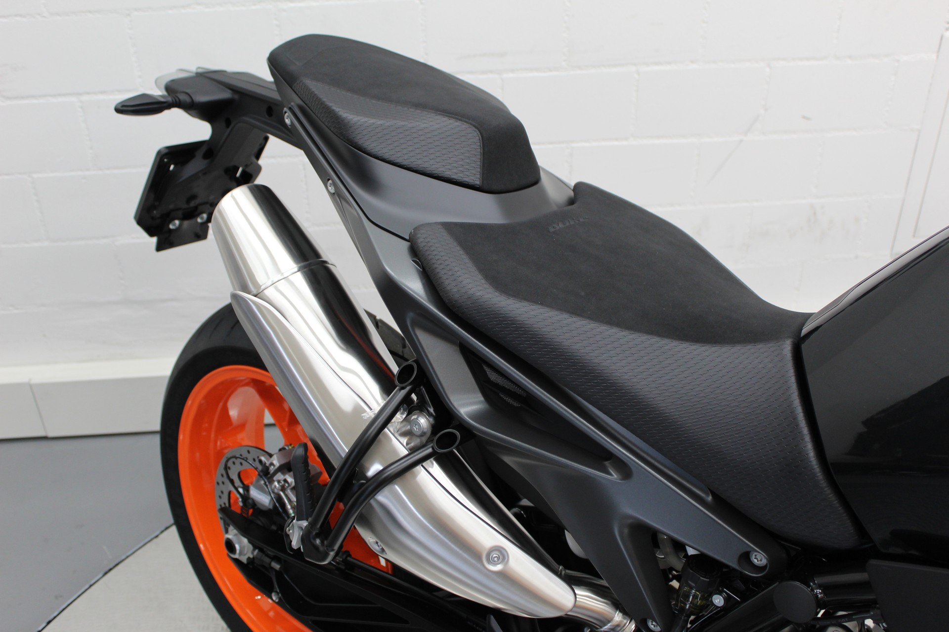 KTM 790 Duke L-image-7