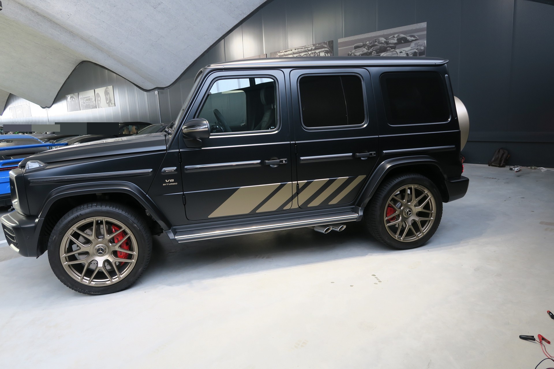 MERCEDES-BENZ G63 AMG Grand Edition 4X4-image-4
