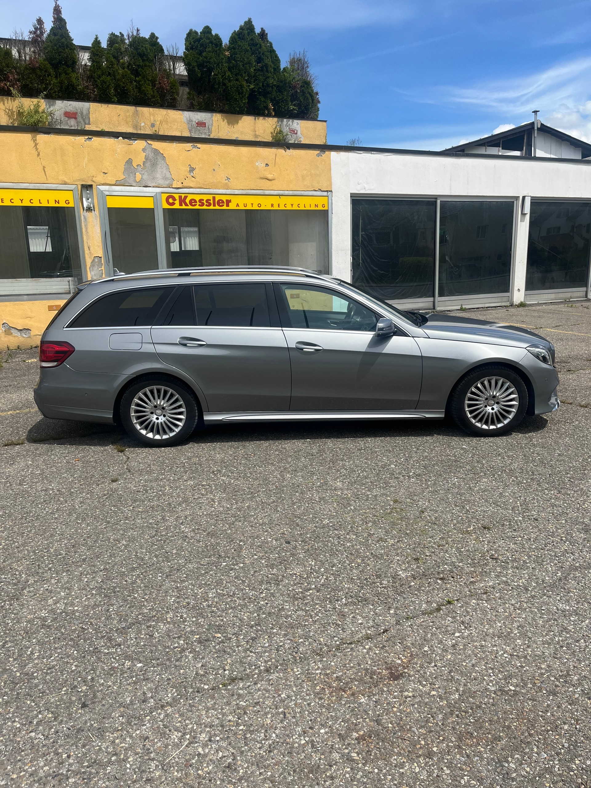 MERCEDES-BENZ E 250 BlueTEC 4Matic 7G-Tronic-image-2