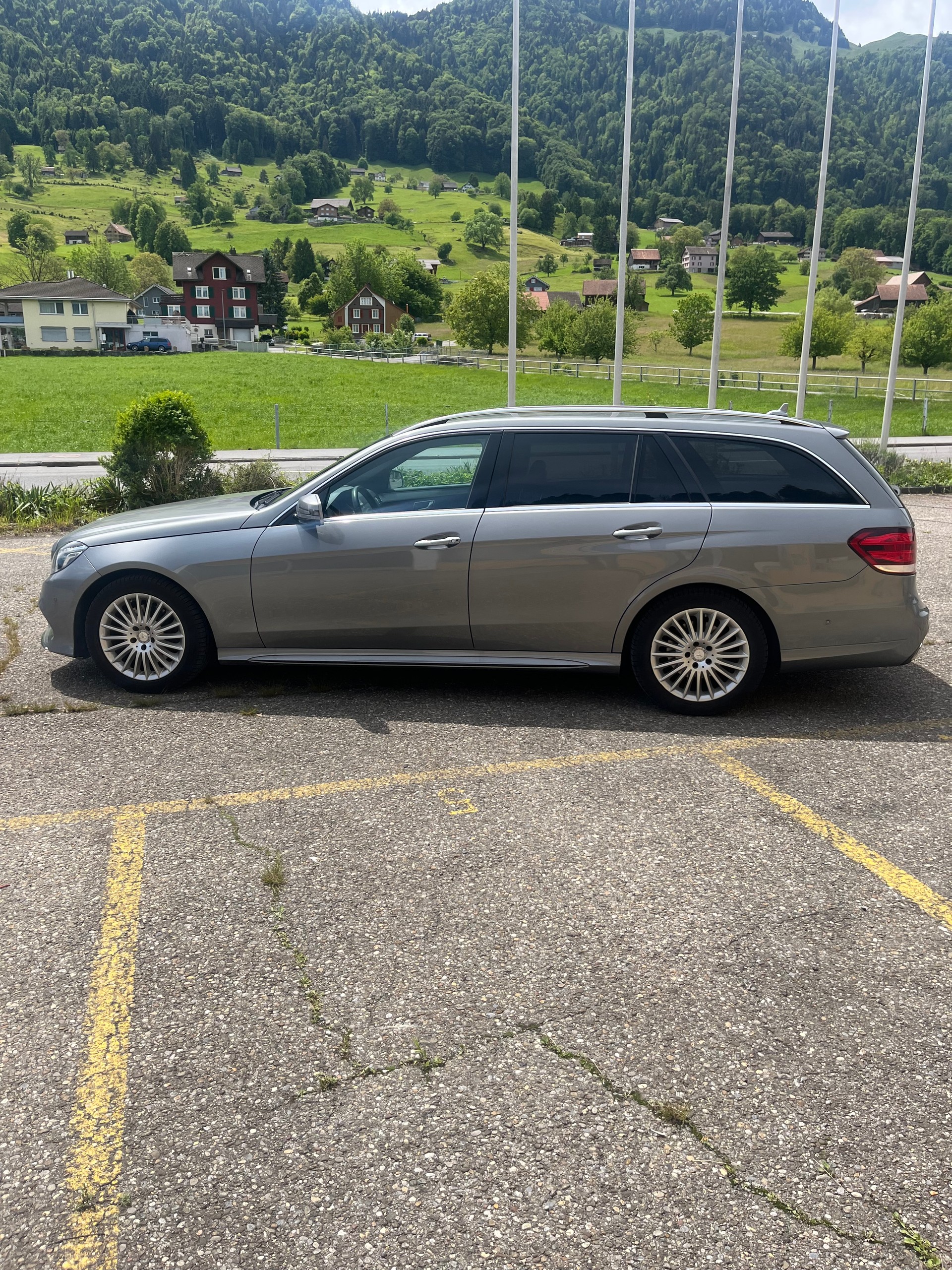 MERCEDES-BENZ E 250 BlueTEC 4Matic 7G-Tronic-image-6