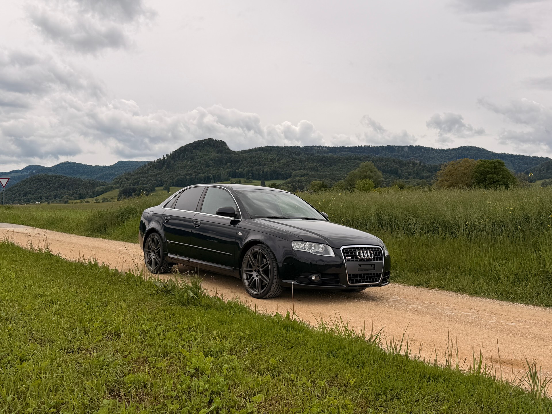 AUDI A4 Limousine 3.0 V6 TDI quattro-image-7