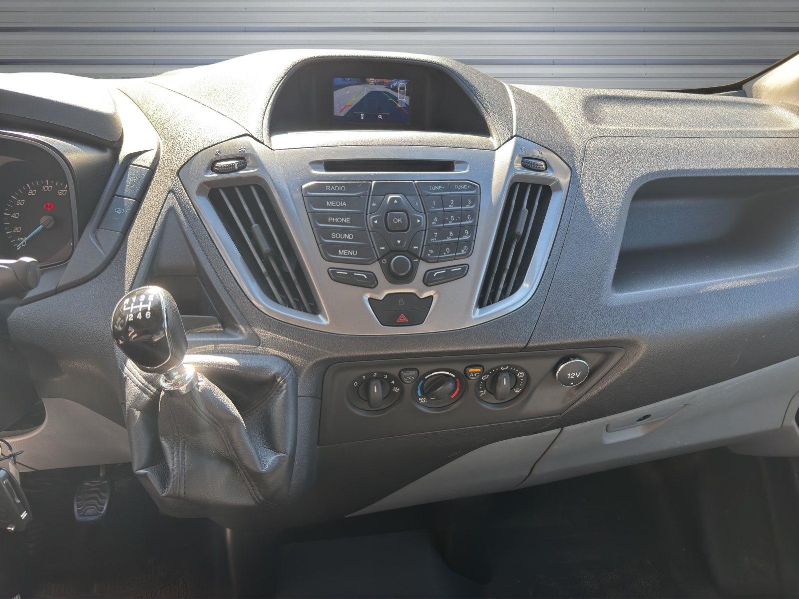 FORD Transit Custom Van 310 L1H1 Trend-image-10