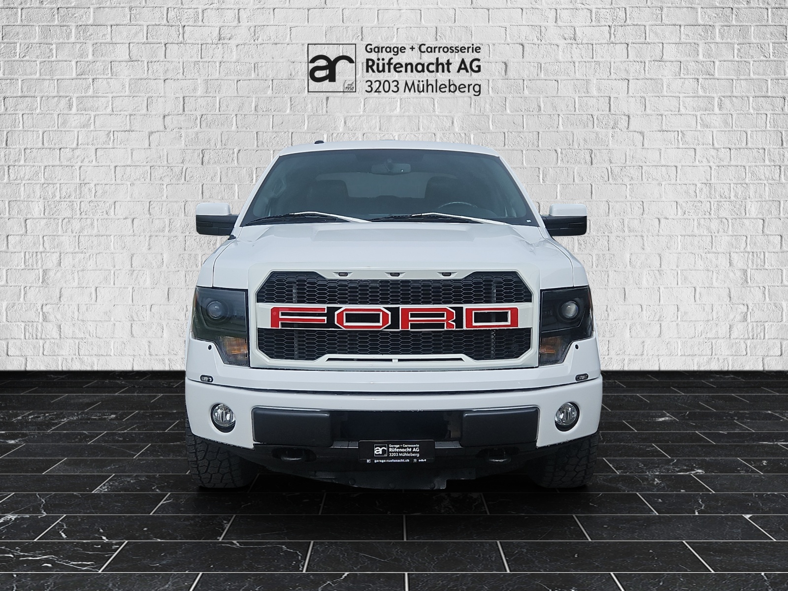 FORD F150 FX4 V8-image-2