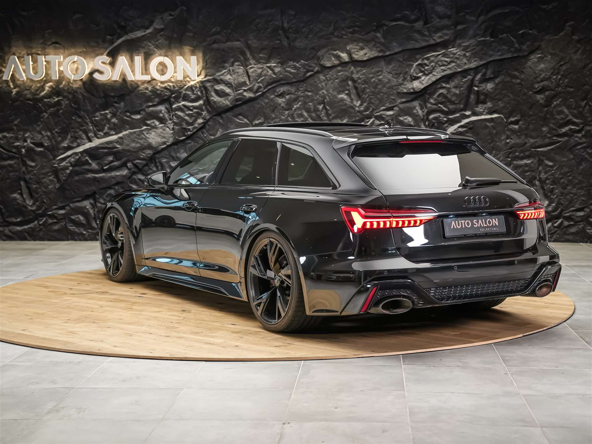 AUDI RS6 Avant 4.0 TFSI V8 quattro *Panorama*Sitzlüftung*Head-Up*Standheizung*-image-3