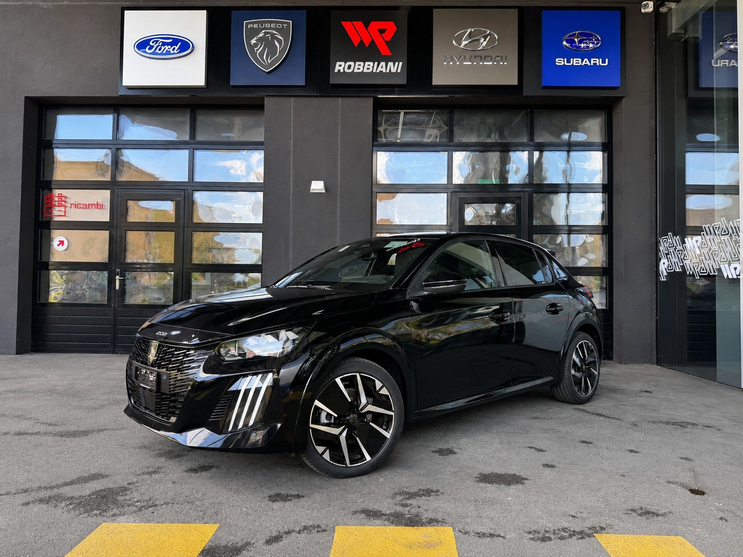PEUGEOT 208 1.2 MHEV 145 GT-image-0