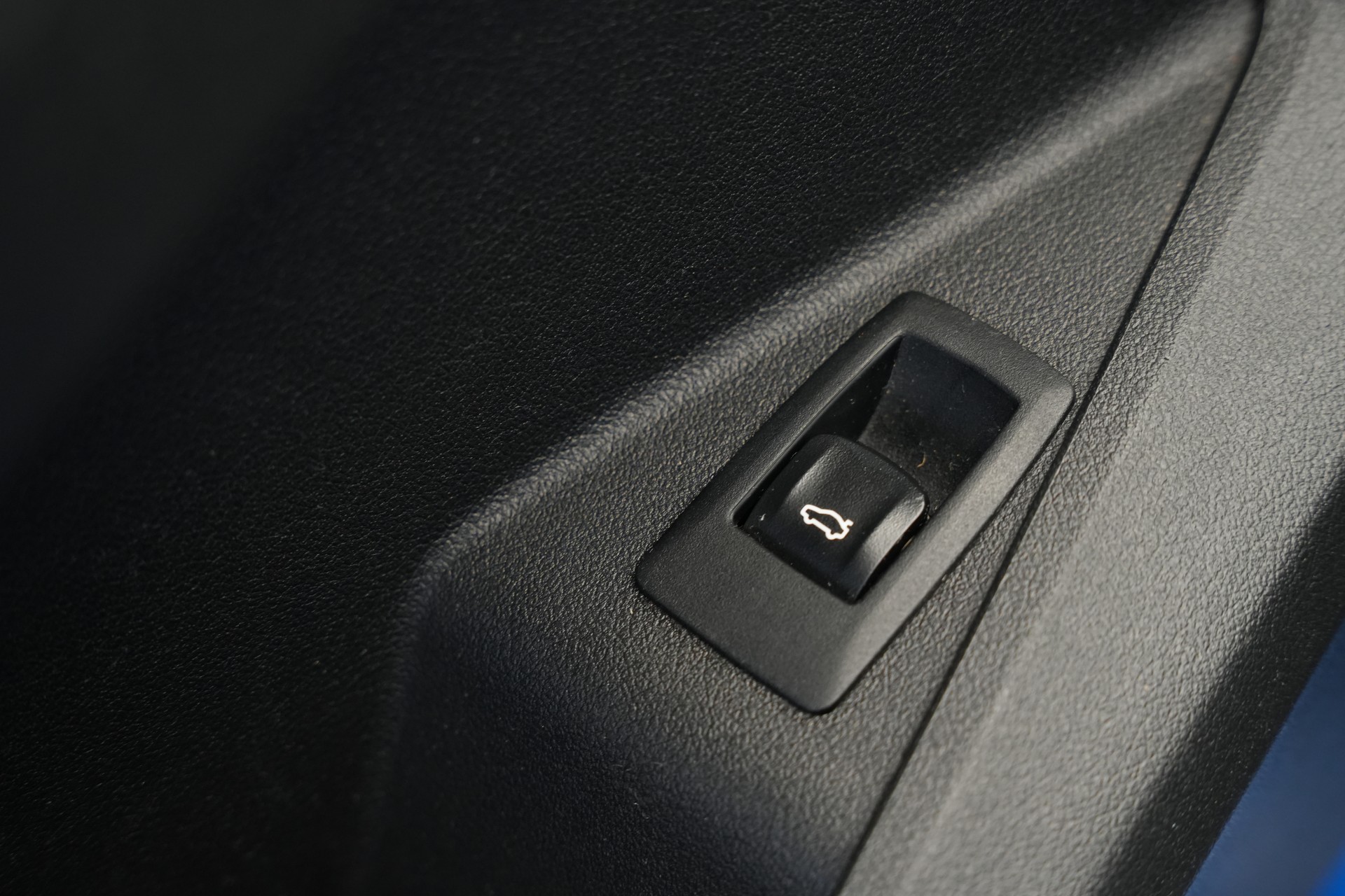 BMW M135i xDrive Steptronic-image-15