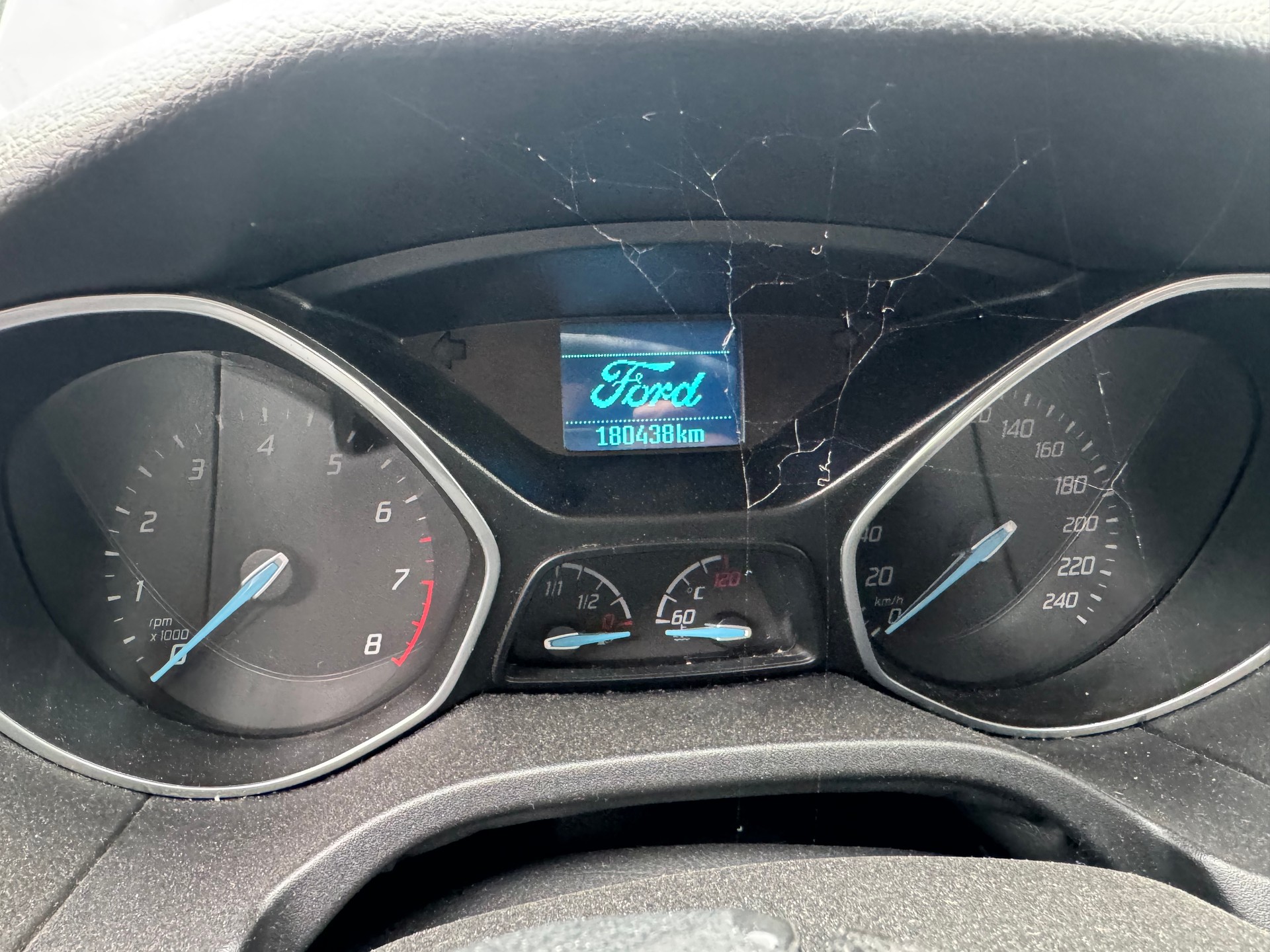 FORD Focus 1.0 SCTi Carving-image-0
